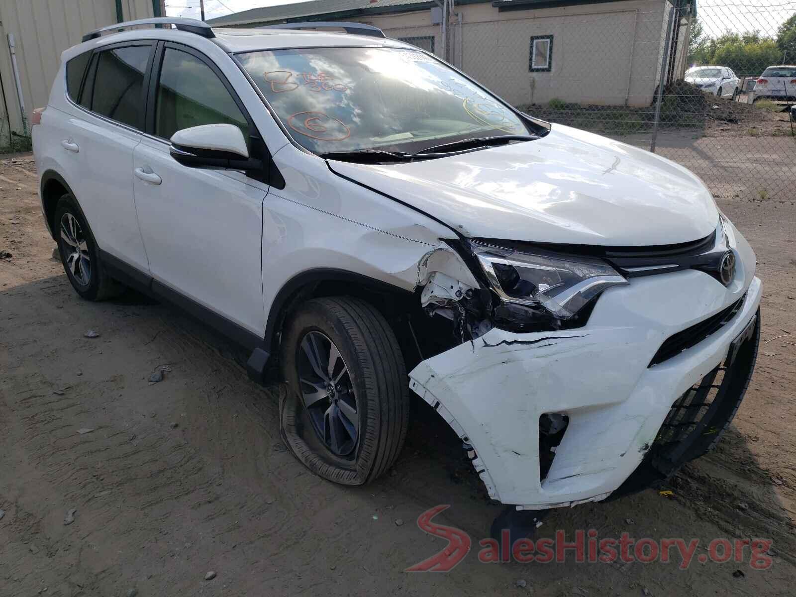 JTMRFREV9HJ169261 2017 TOYOTA RAV4