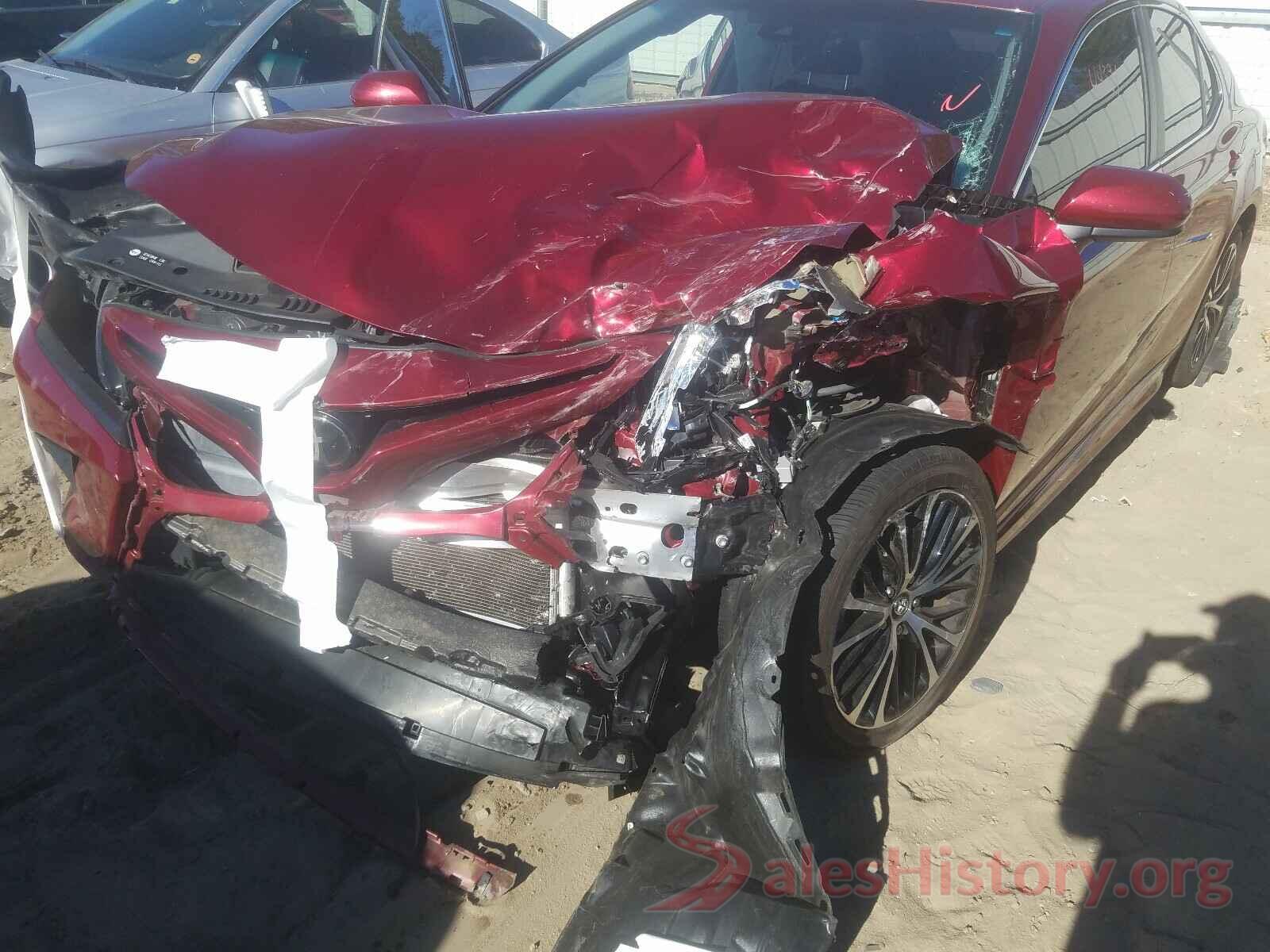 4T1B11HK2JU582397 2018 TOYOTA CAMRY