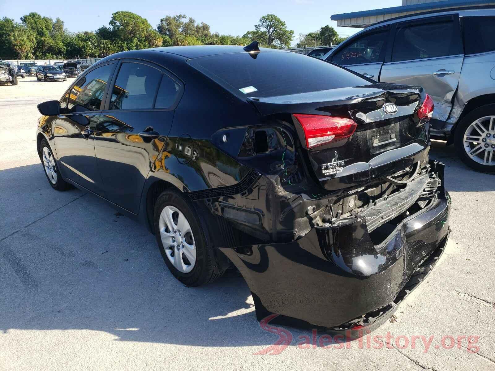 3KPFK4A72JE275191 2018 KIA FORTE