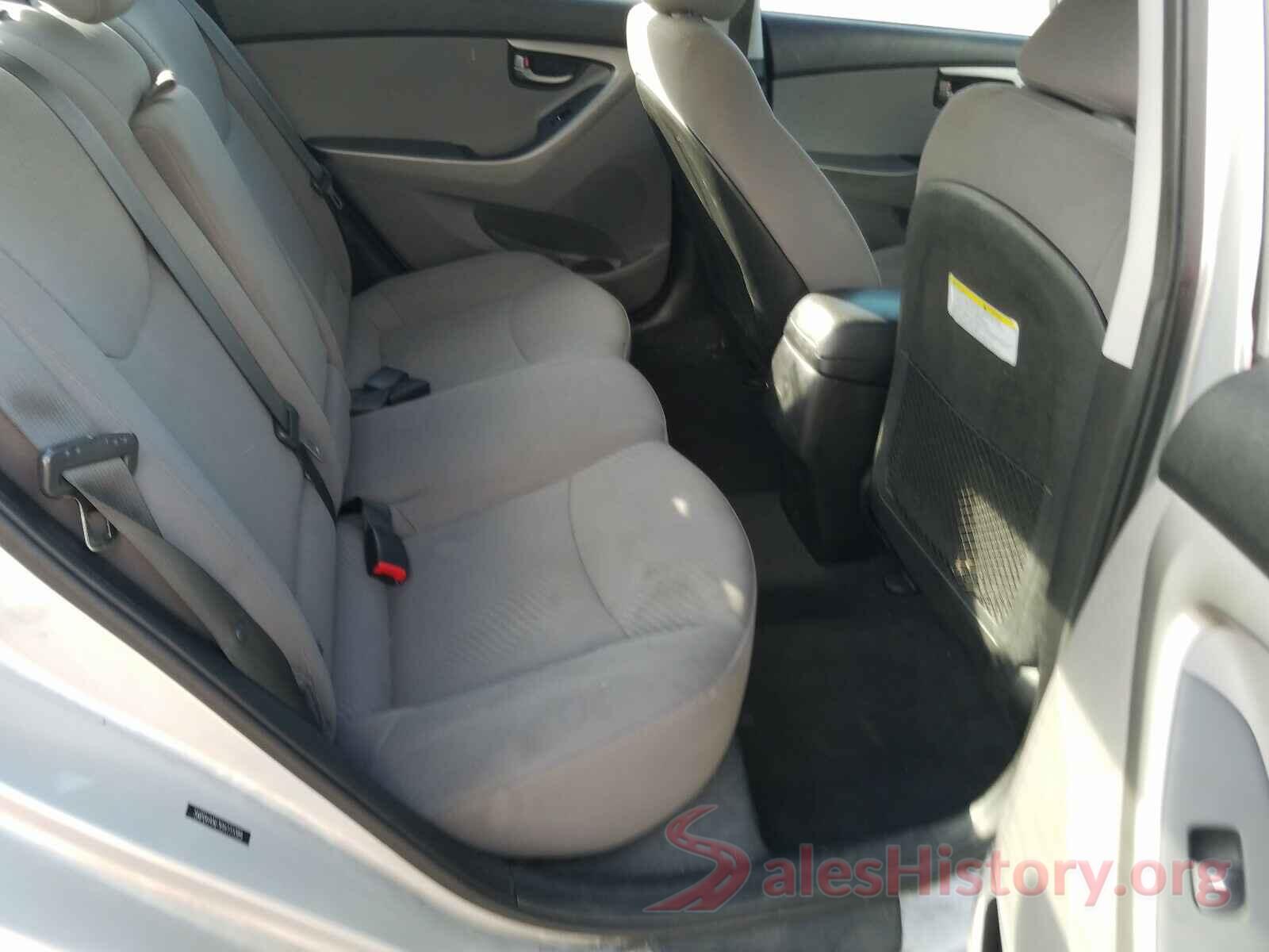 5NPDH4AE3GH773389 2016 HYUNDAI ELANTRA