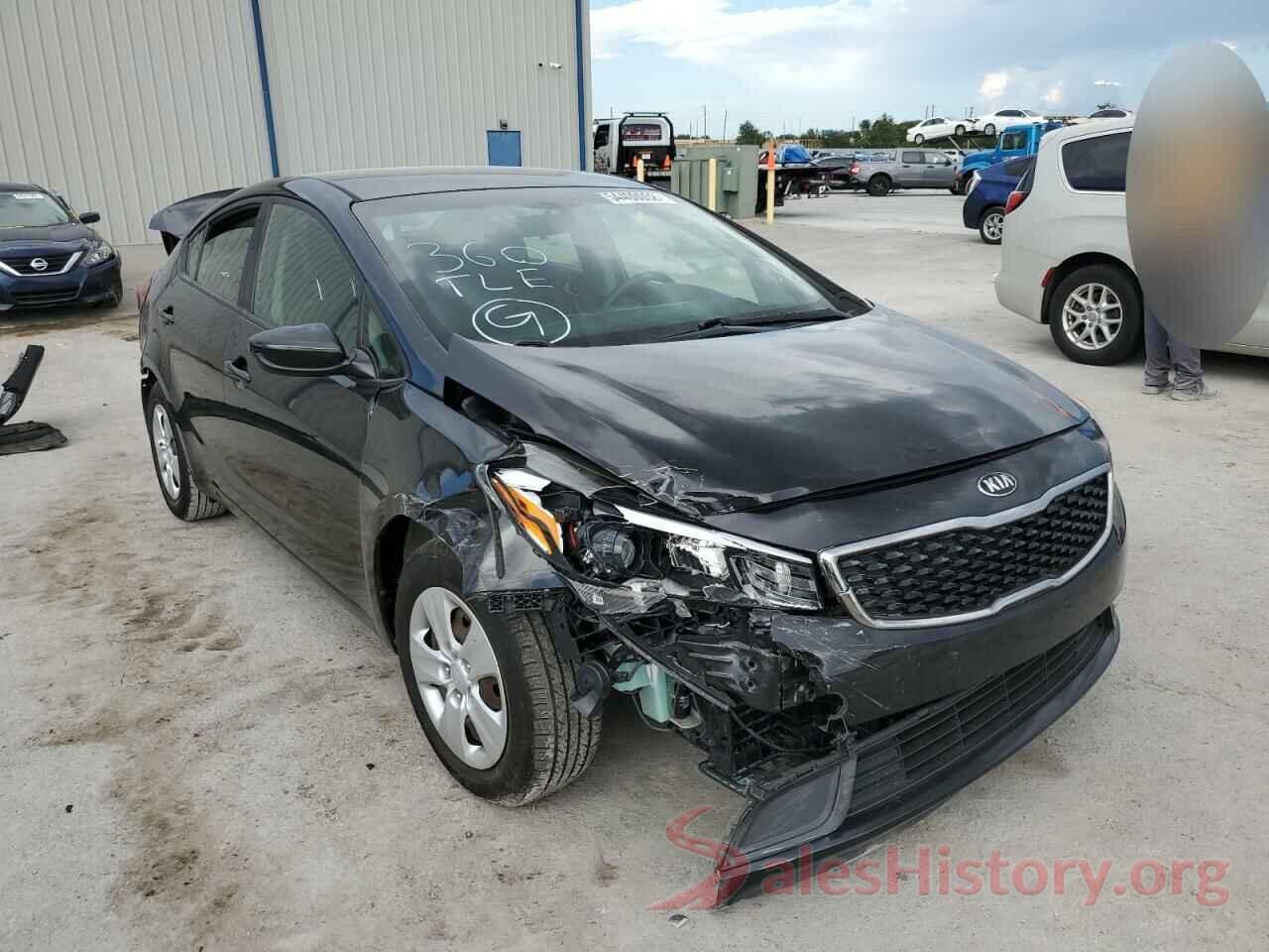 3KPFL4A72HE045383 2017 KIA FORTE