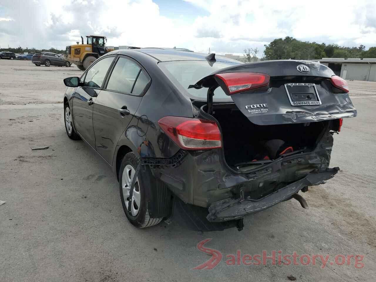 3KPFL4A72HE045383 2017 KIA FORTE