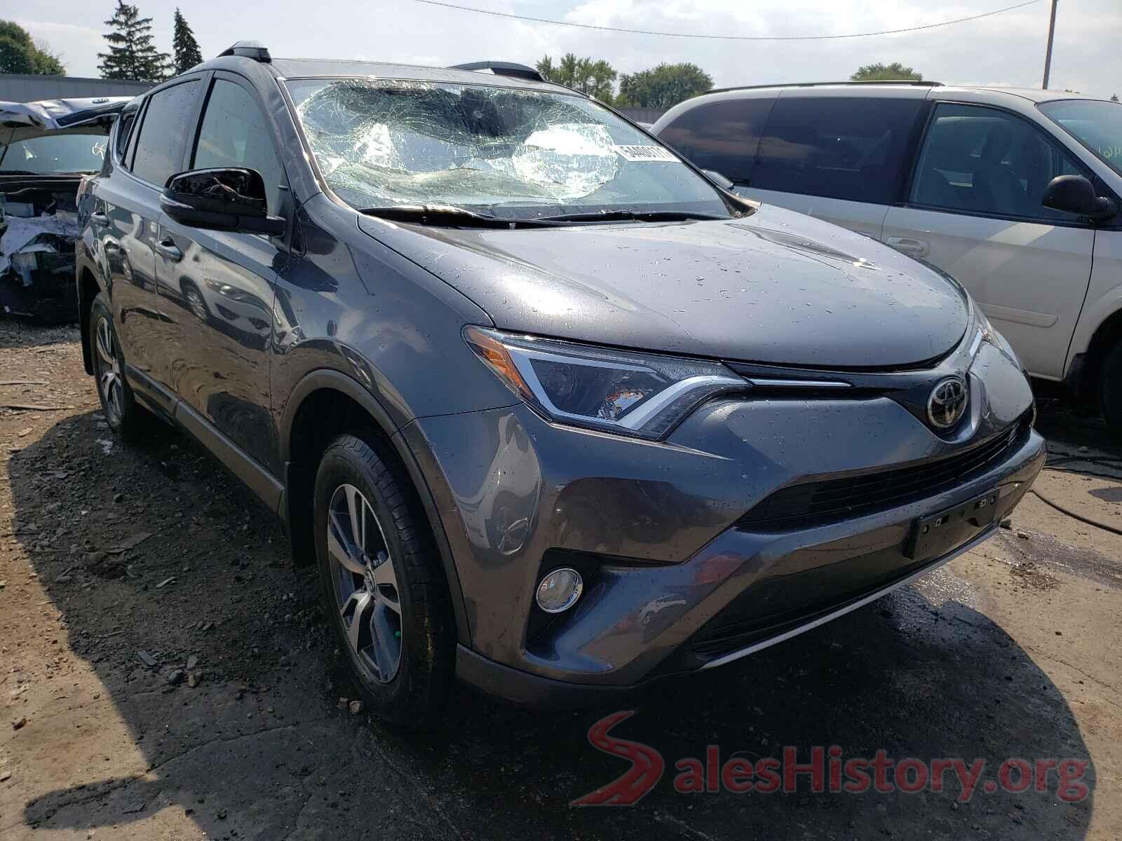 JTMRFREV5HD217868 2017 TOYOTA RAV4