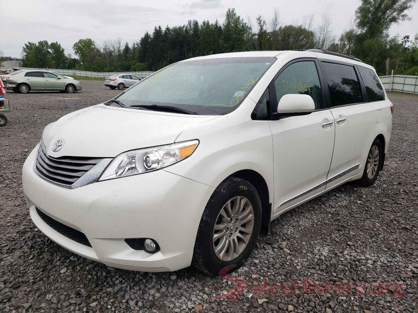 5TDYZ3DC0HS861329 2017 TOYOTA SIENNA