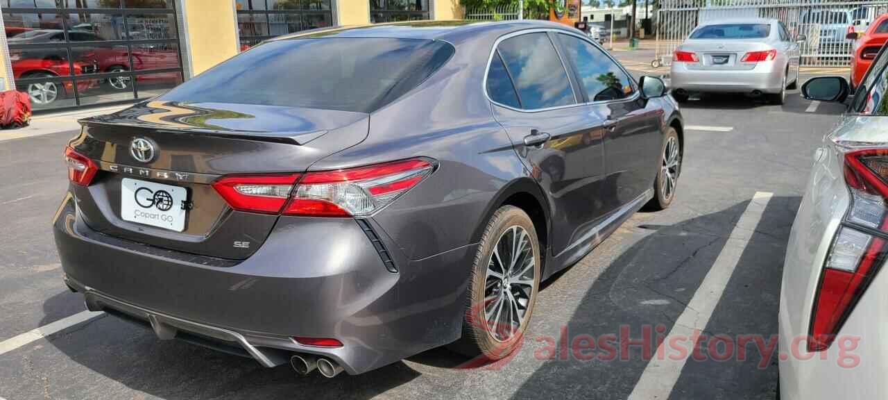 4T1B11HK4JU552544 2018 TOYOTA CAMRY