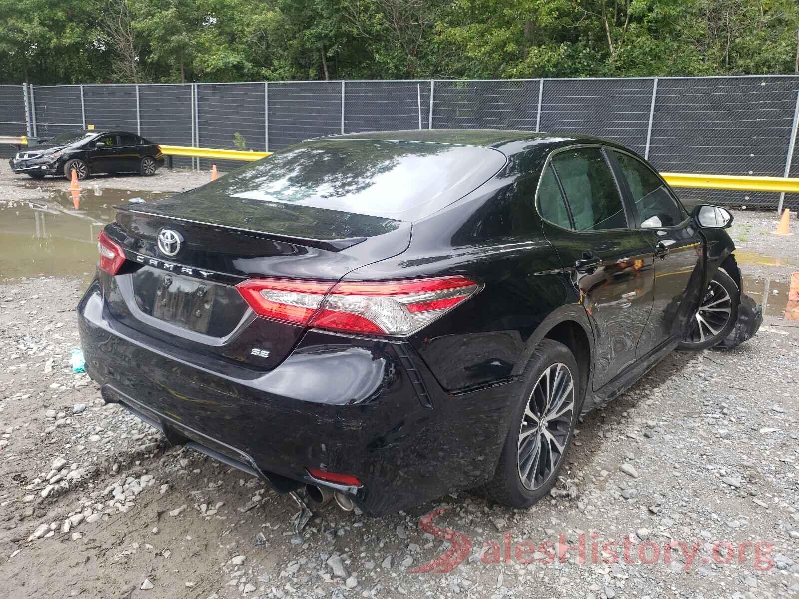 4T1B11HK1JU584156 2018 TOYOTA CAMRY