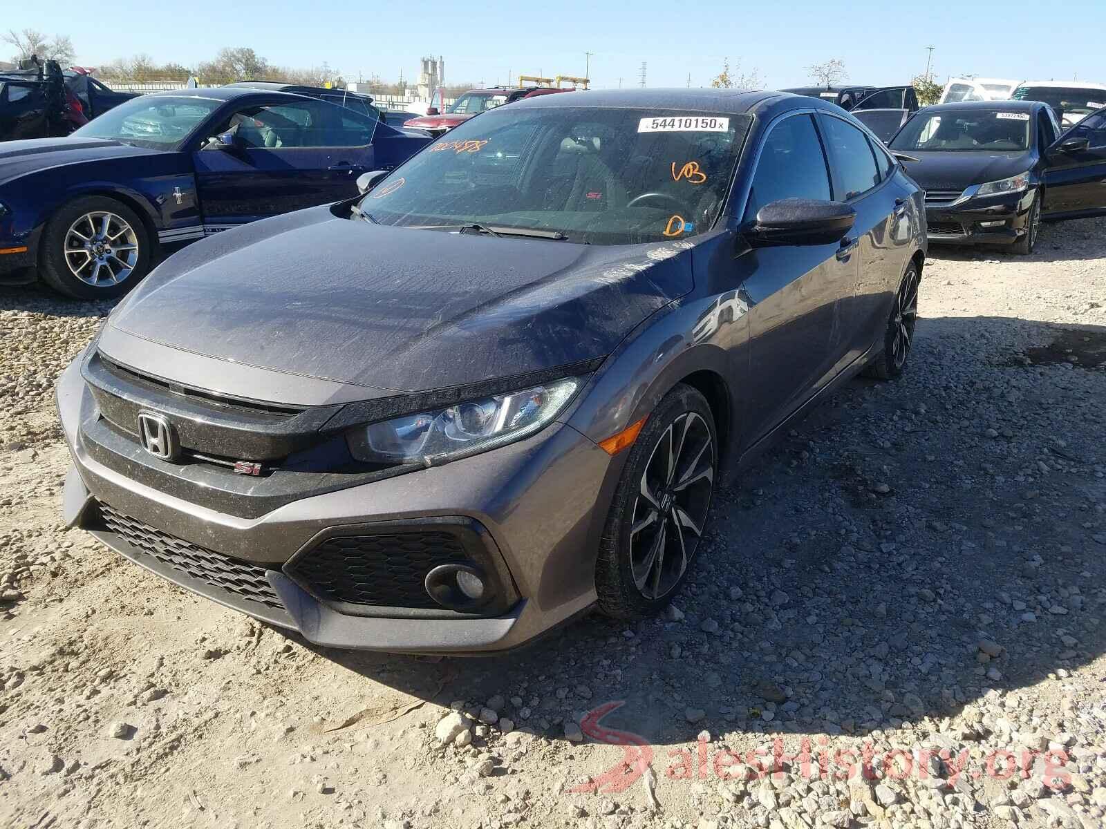 2HGFC1E59JH700478 2018 HONDA CIVIC