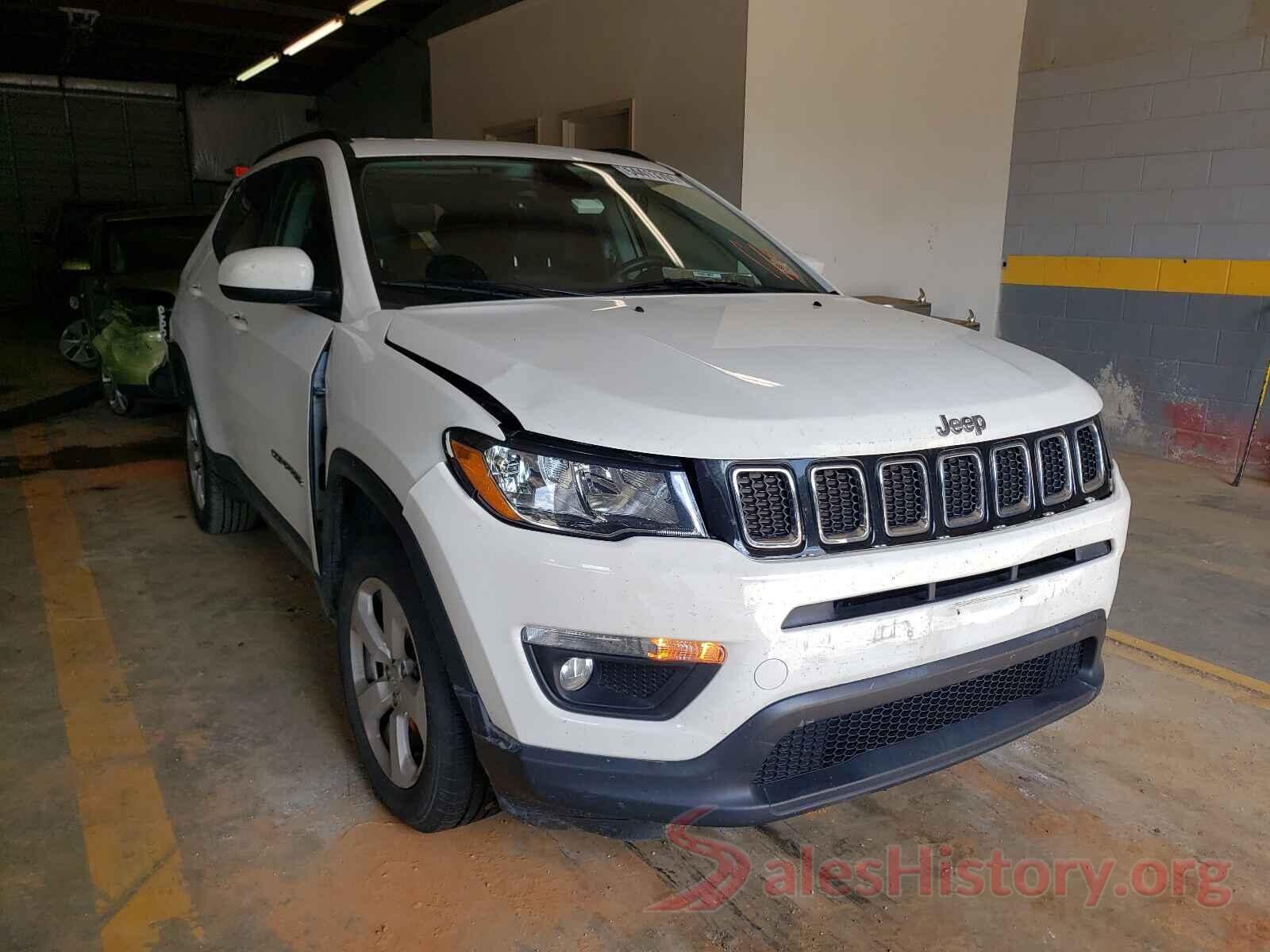 3C4NJDBB3JT222268 2018 JEEP COMPASS