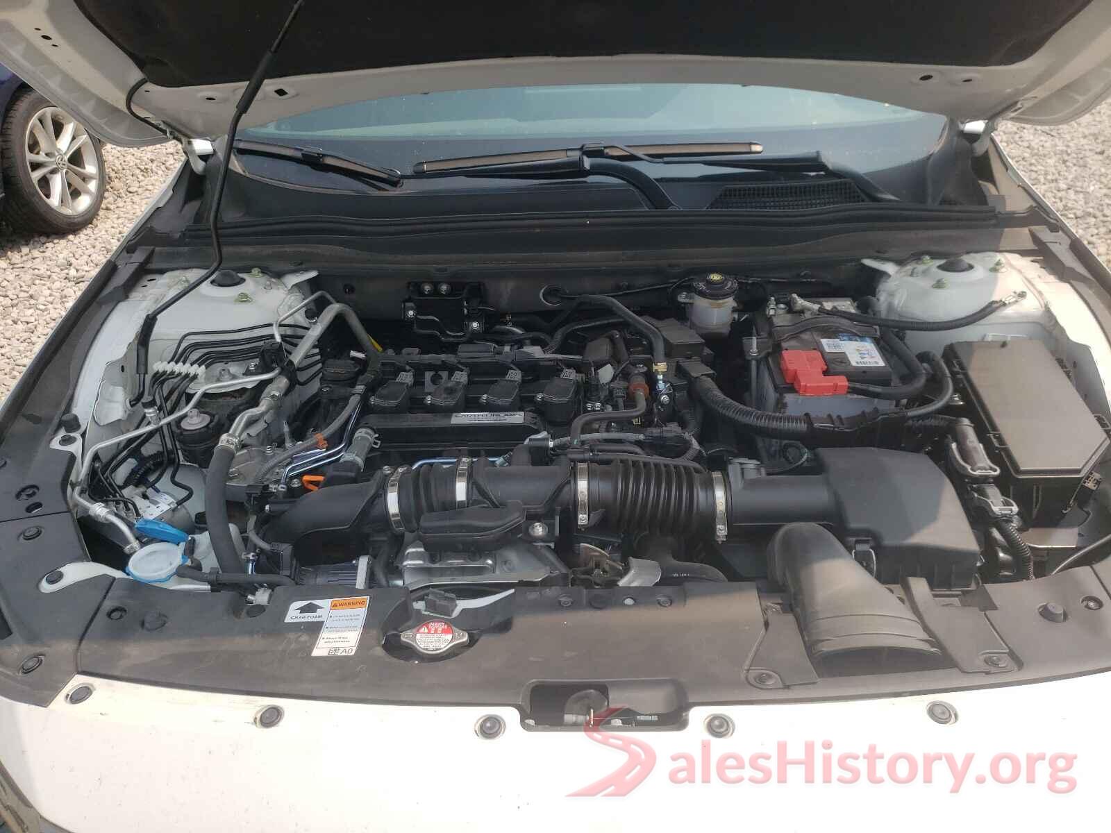 1HGCV1F37JA028588 2018 HONDA ACCORD