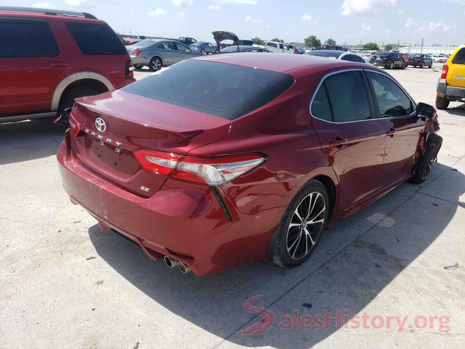 4T1B11HK2JU590533 2018 TOYOTA CAMRY