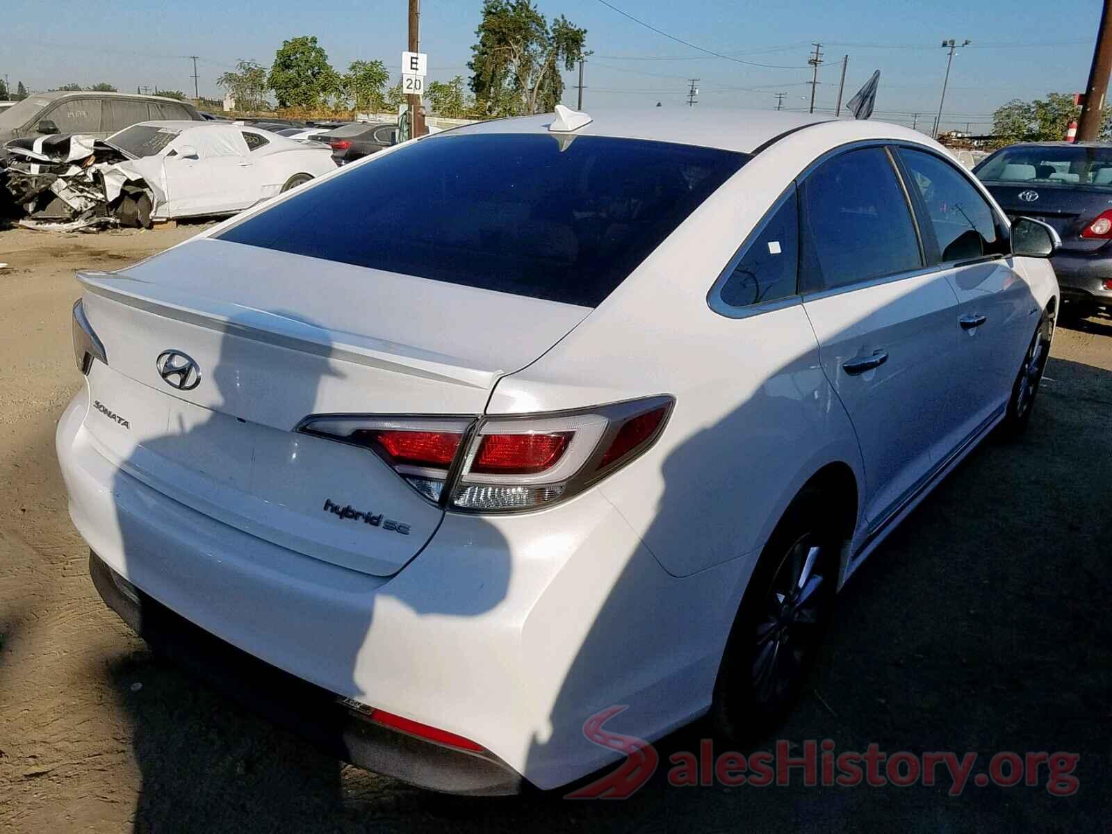 KMHE24L10HA045839 2017 HYUNDAI SONATA