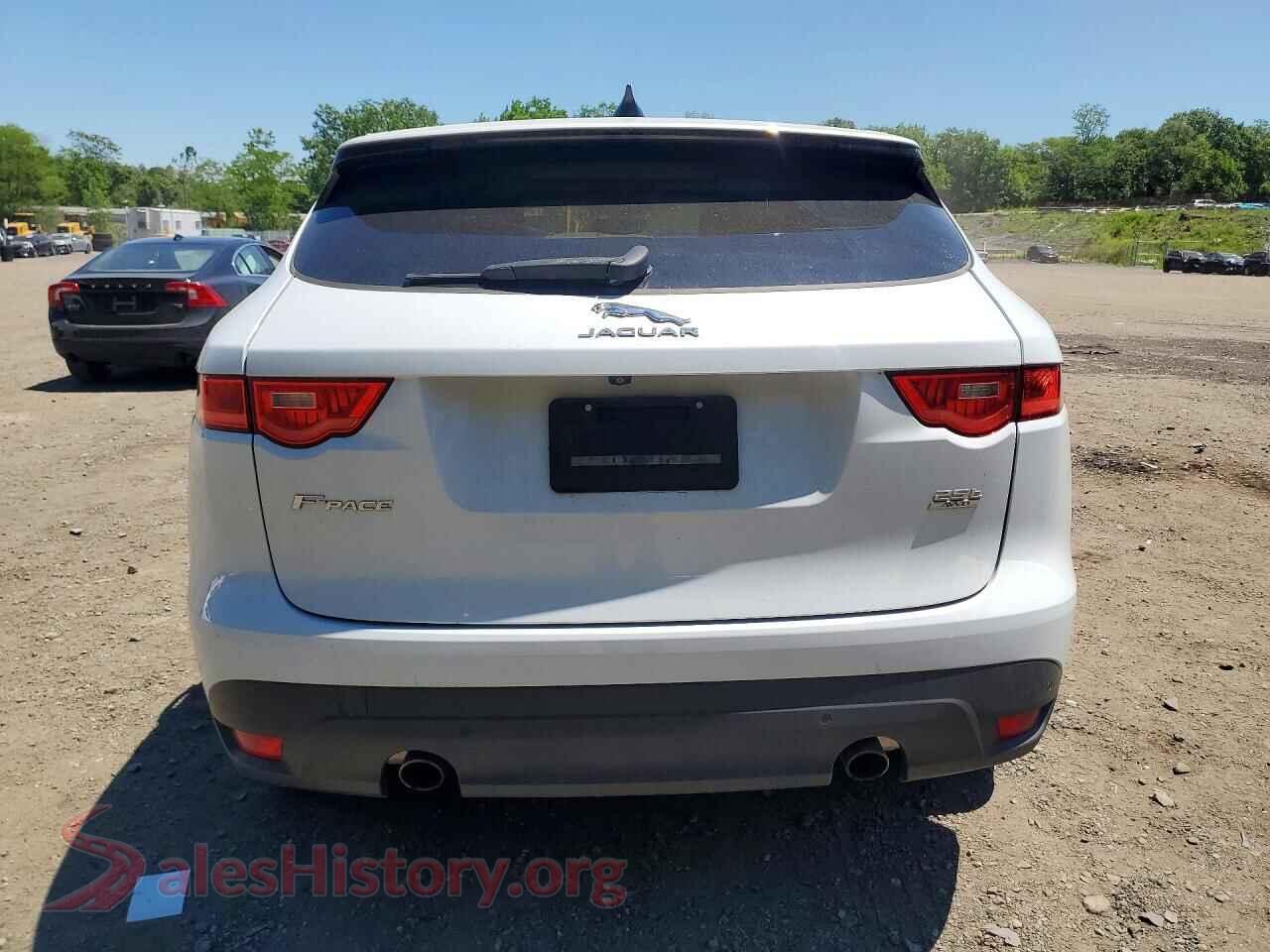 2020 JAGUAR F-PACE VIN SADCJ2FXXLA644330, left side view