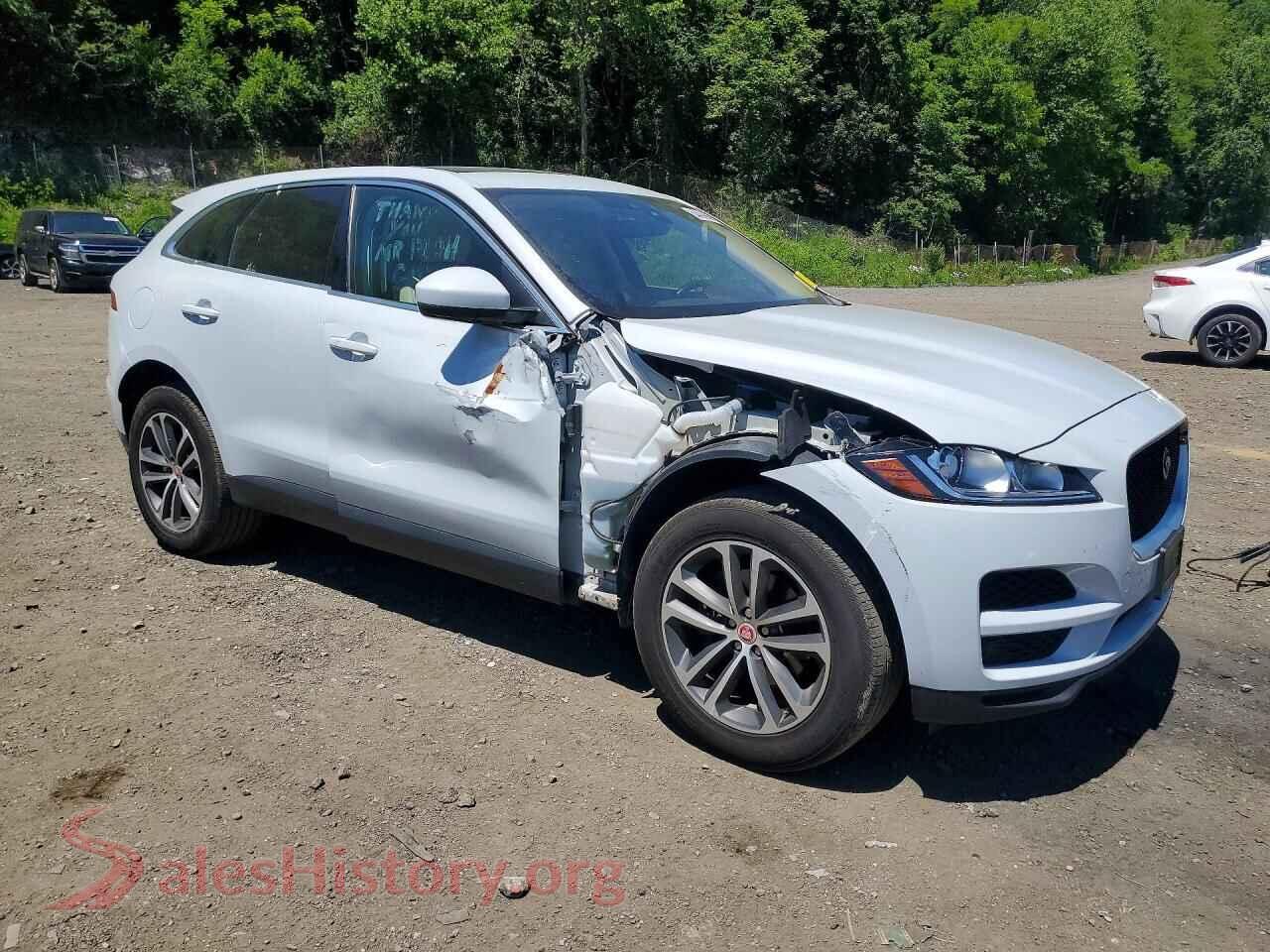 2020 JAGUAR F-PACE VIN SADCJ2FXXLA644330, rear 3/4 view