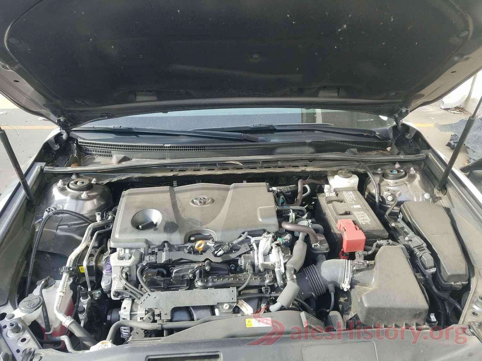 4T1B11HK9JU622328 2018 TOYOTA CAMRY