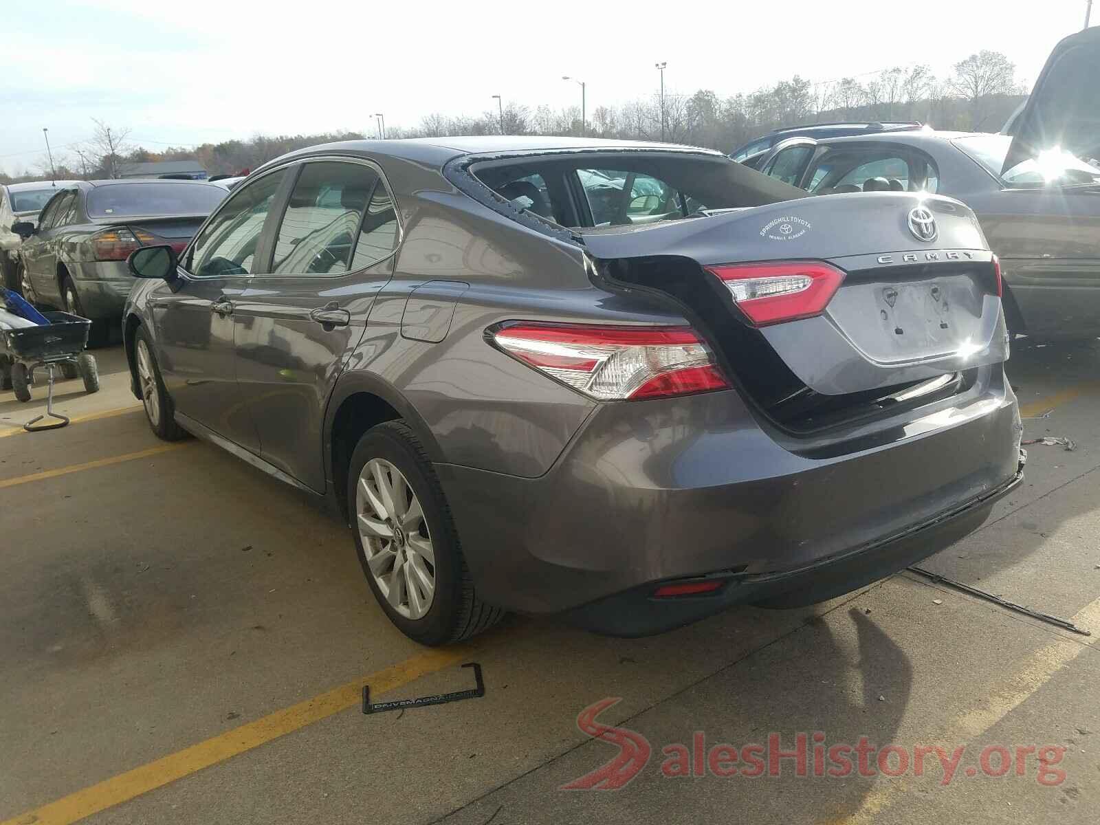 4T1B11HK9JU622328 2018 TOYOTA CAMRY