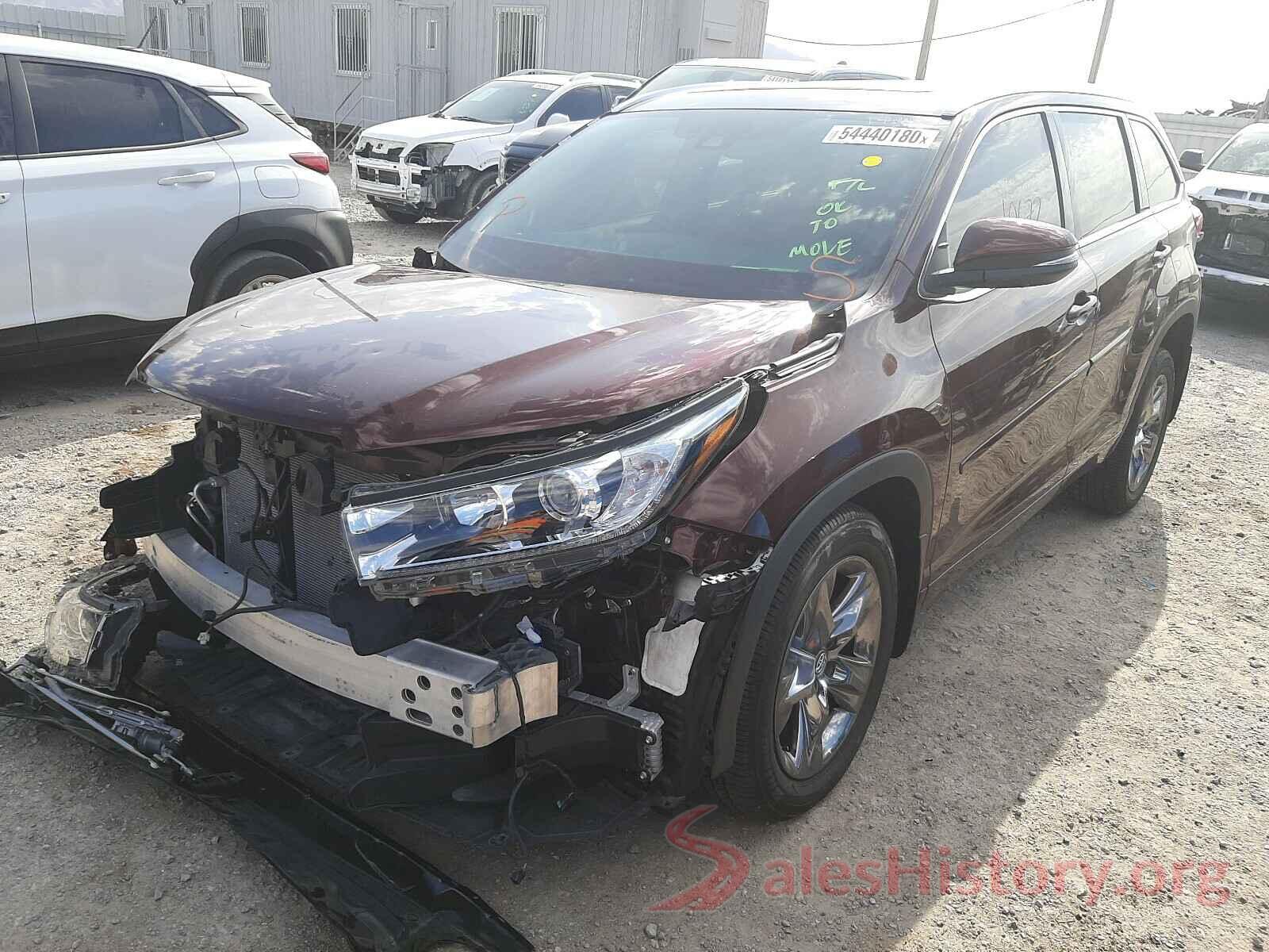 5TDDZRFHXKS712136 2019 TOYOTA HIGHLANDER