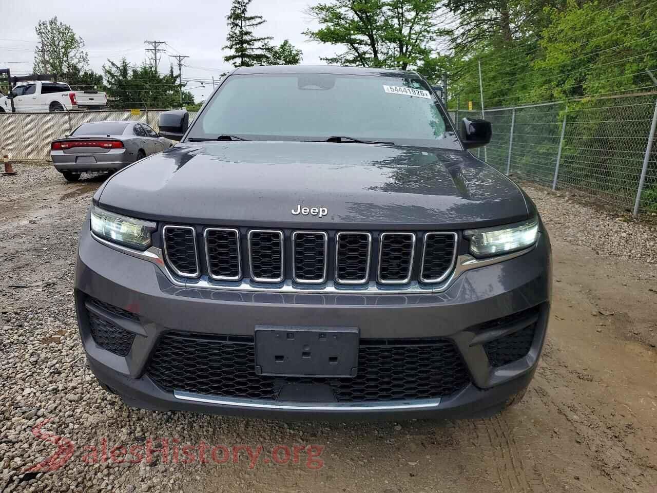 2023 JEEP CHEROKEE VIN 1C4RJHAG1P8104345, rear view