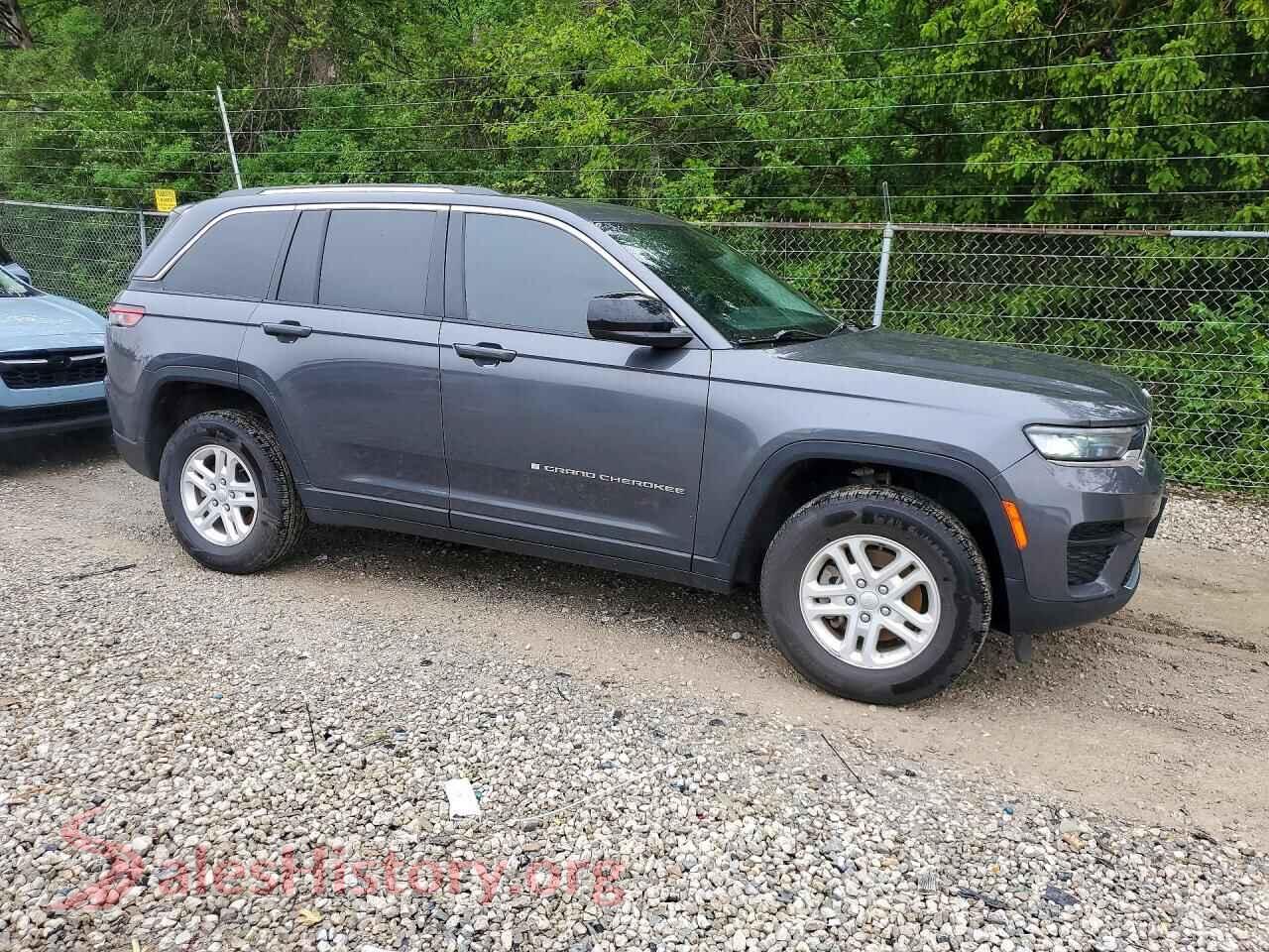 2023 JEEP CHEROKEE VIN 1C4RJHAG1P8104345, rear 3/4 view