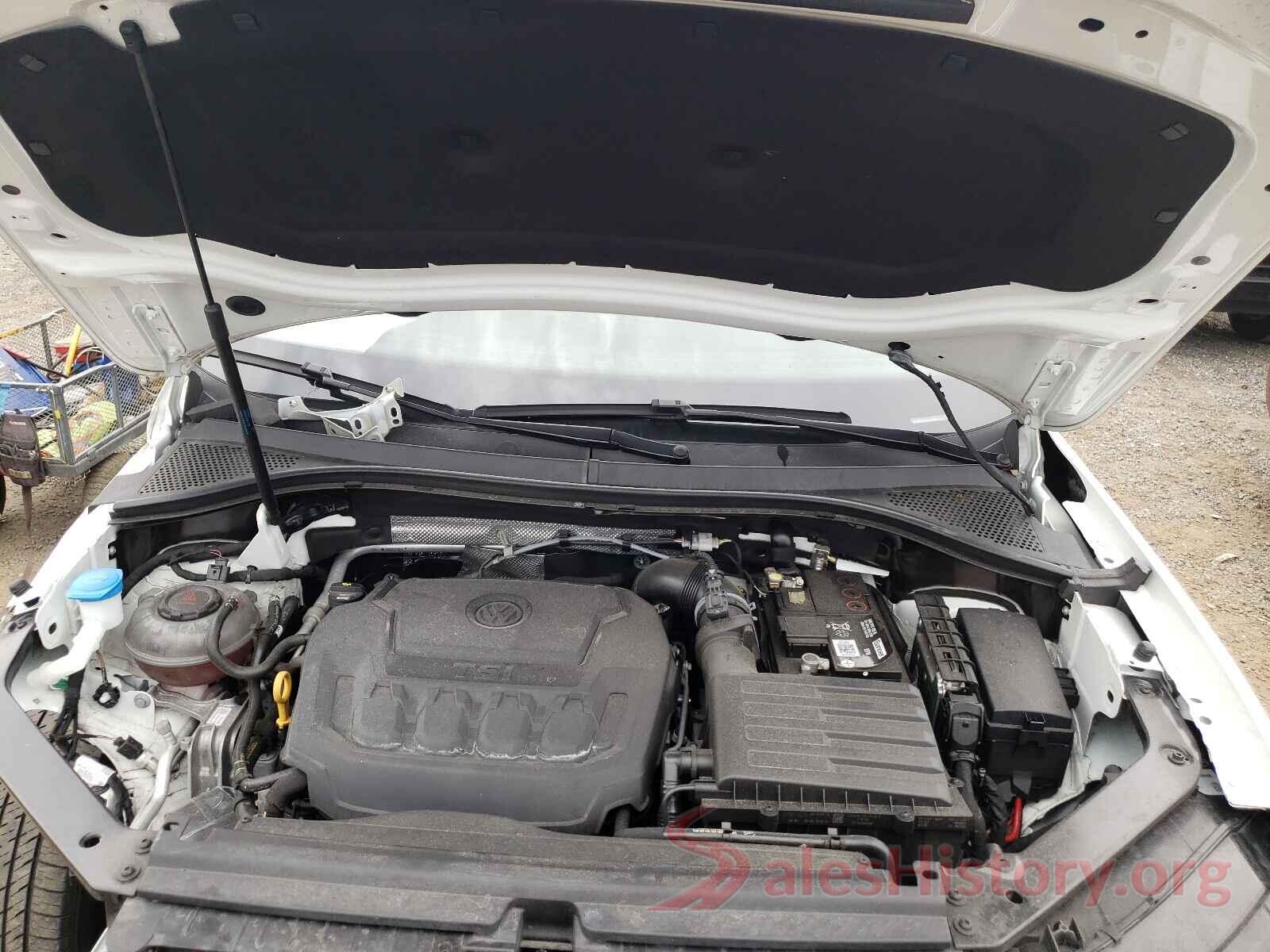 3VV3B7AX1JM220291 2018 VOLKSWAGEN TIGUAN