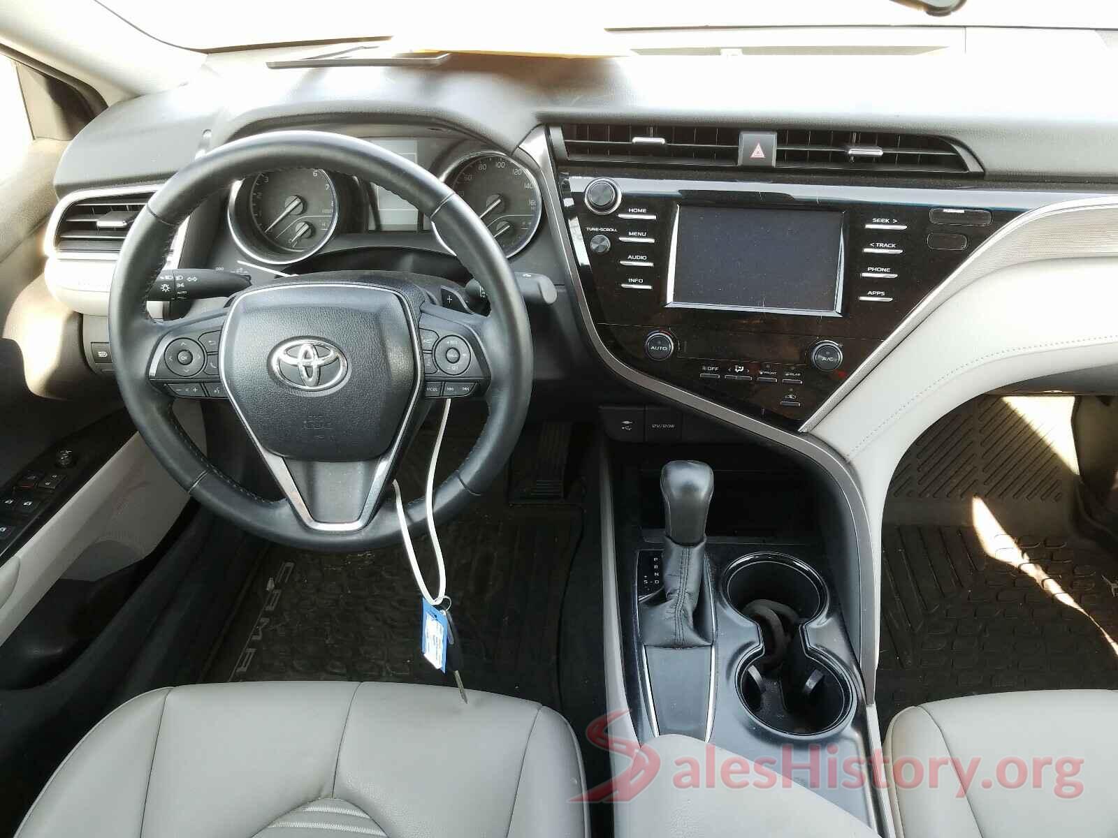 4T1B11HK9JU151670 2018 TOYOTA CAMRY