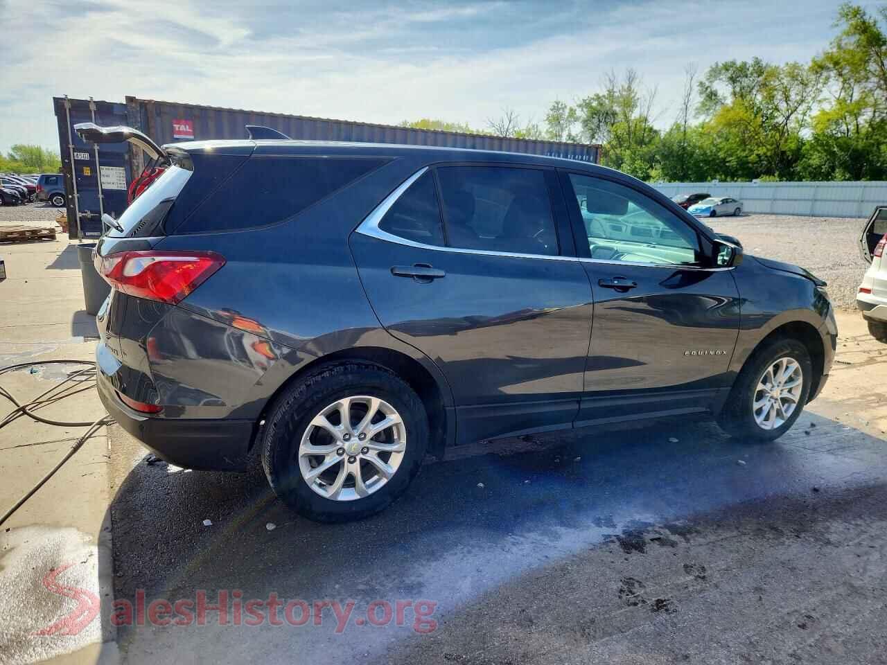 2020 CHEVROLET EQUINOX VIN 2GNAXUEV9L6267457, right side view