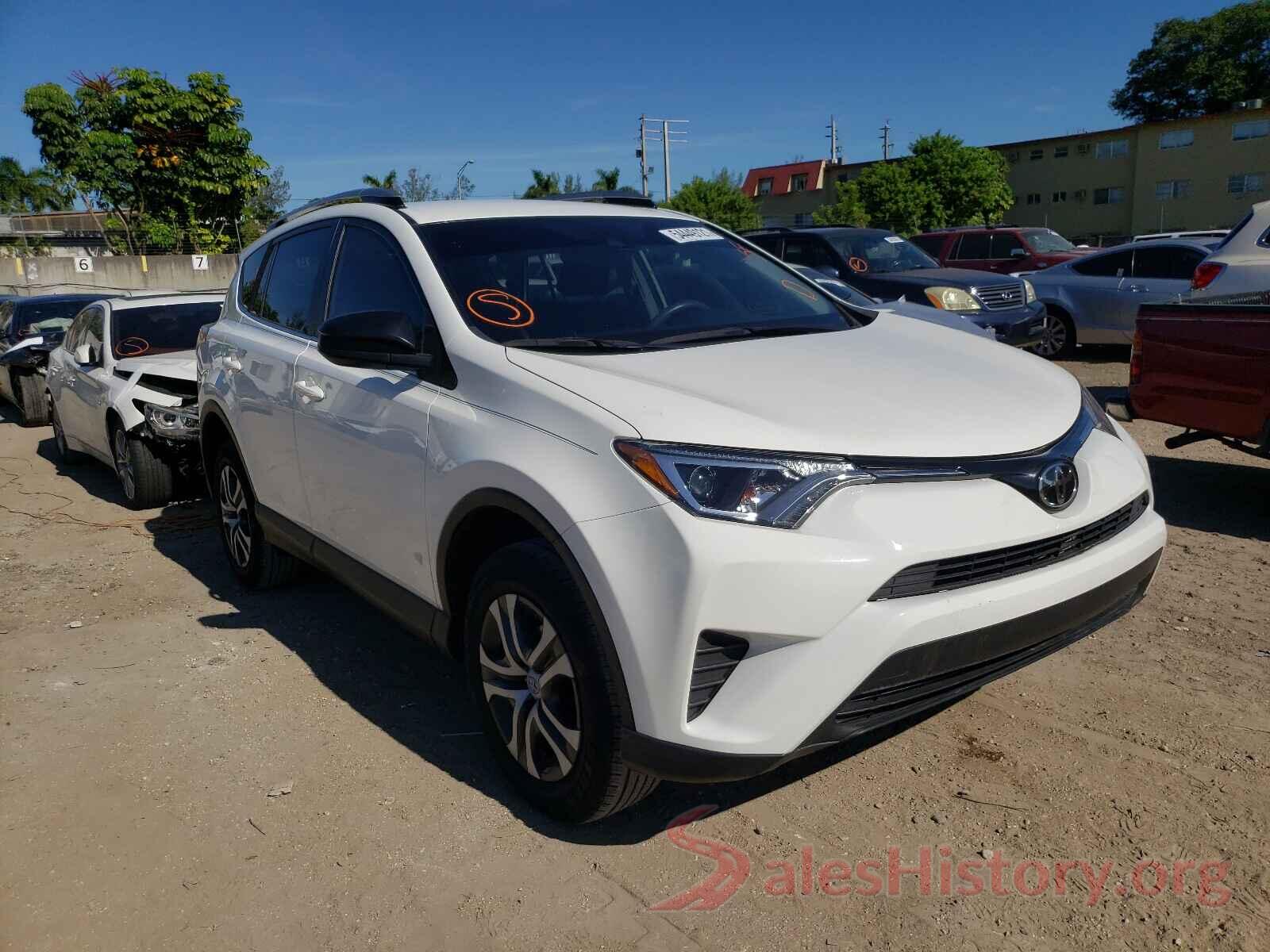 JTMZFREV4HJ717926 2017 TOYOTA RAV4