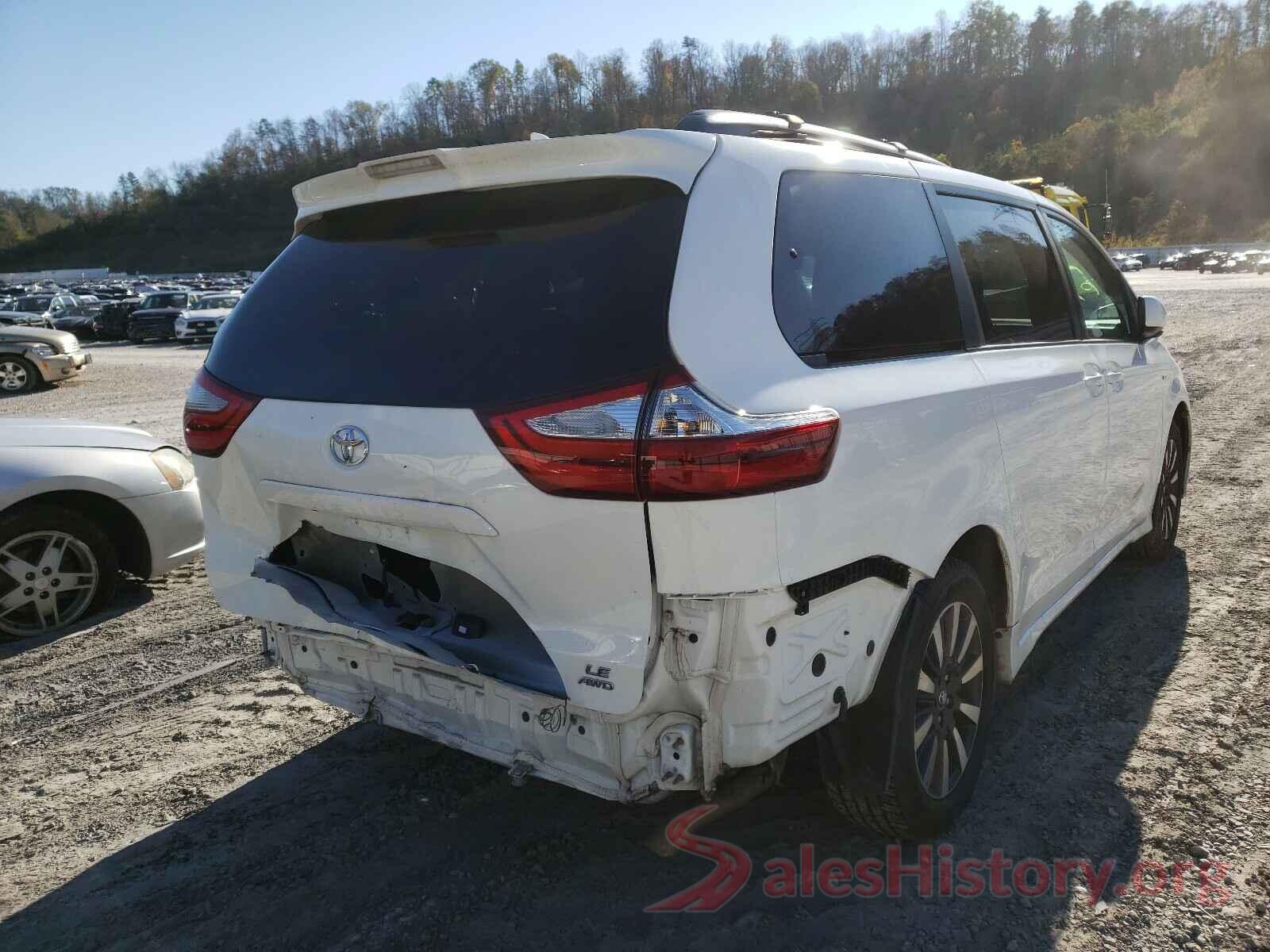 5TDJZ3DC1JS207141 2018 TOYOTA SIENNA