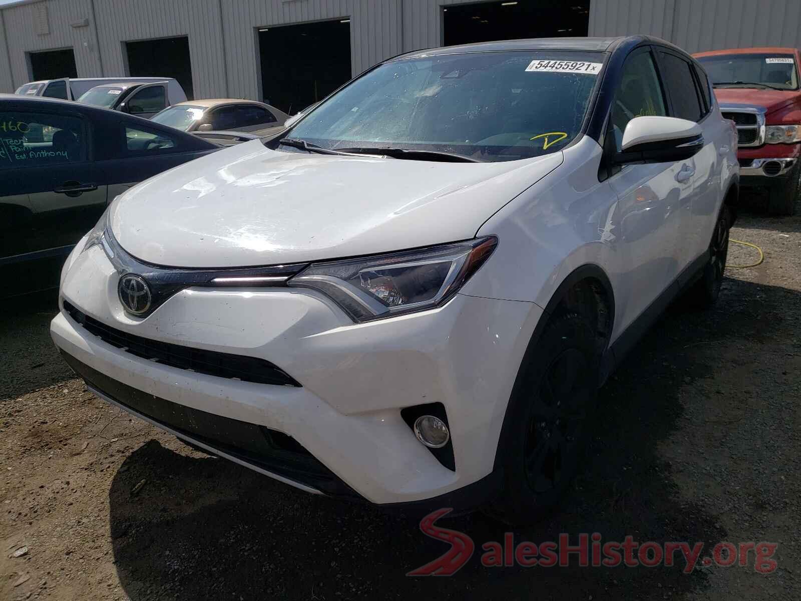 2T3WFREVXJW477405 2018 TOYOTA RAV4