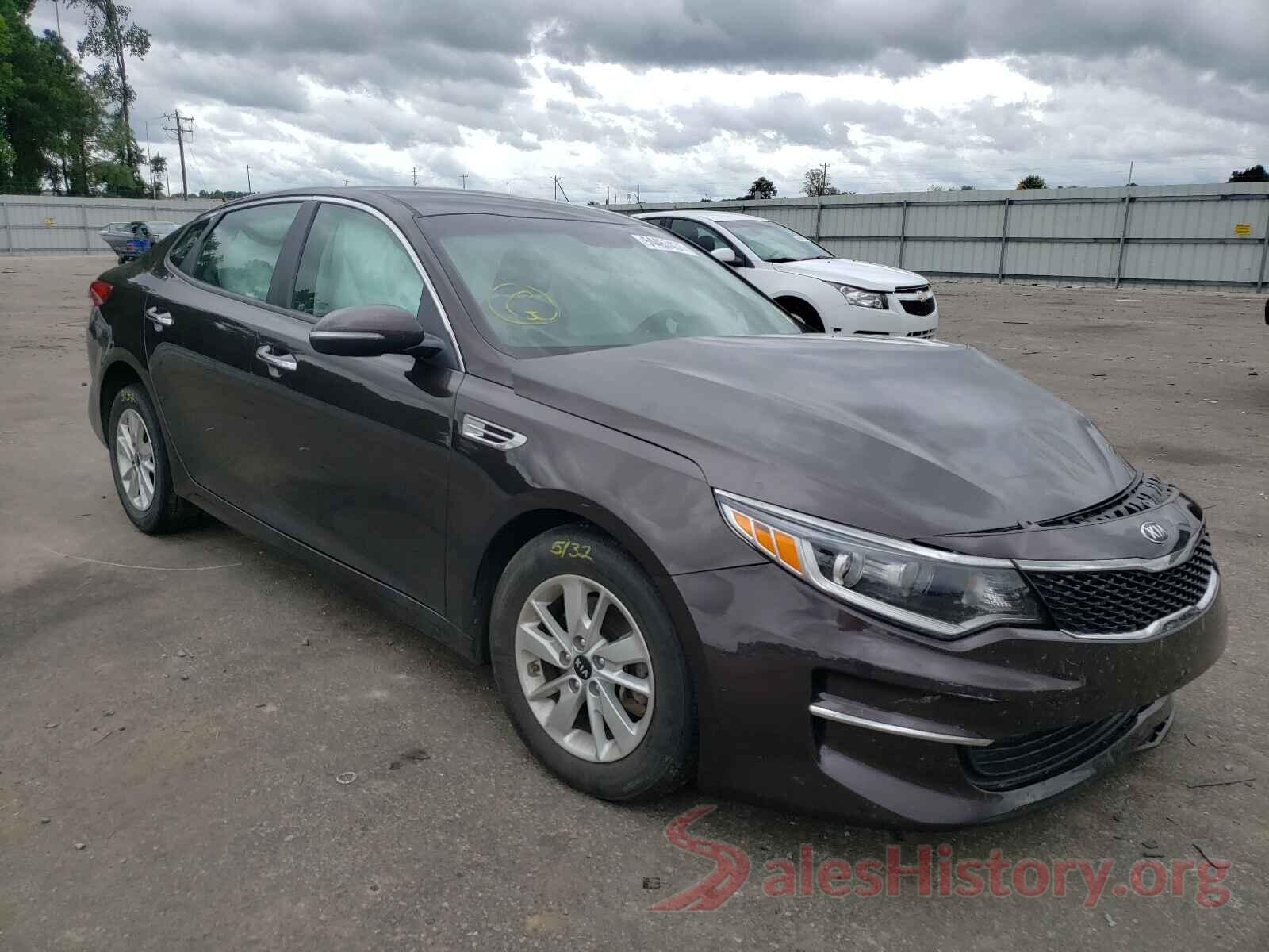 KNAGT4L37J5234186 2018 KIA OPTIMA