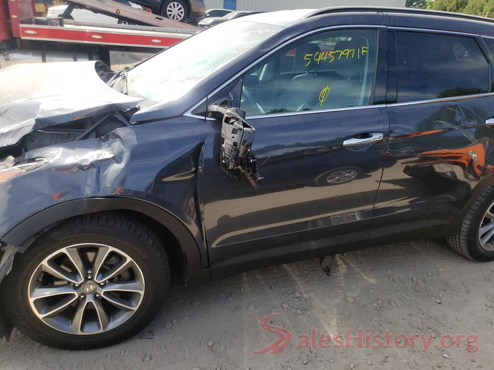 KM8SMDHF8JU261556 2018 HYUNDAI SANTA FE