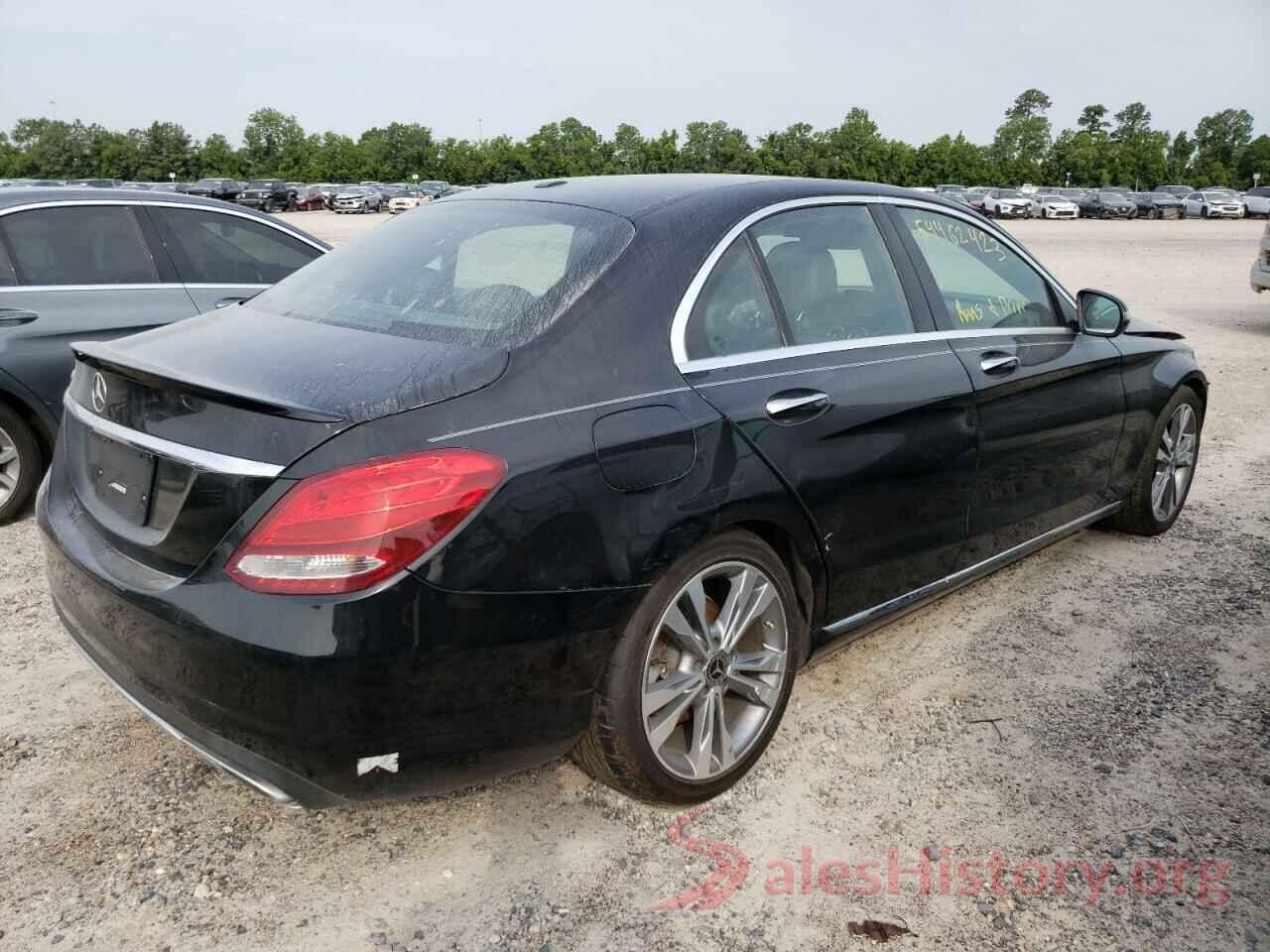 55SWF4JB2JU252835 2018 MERCEDES-BENZ C-CLASS