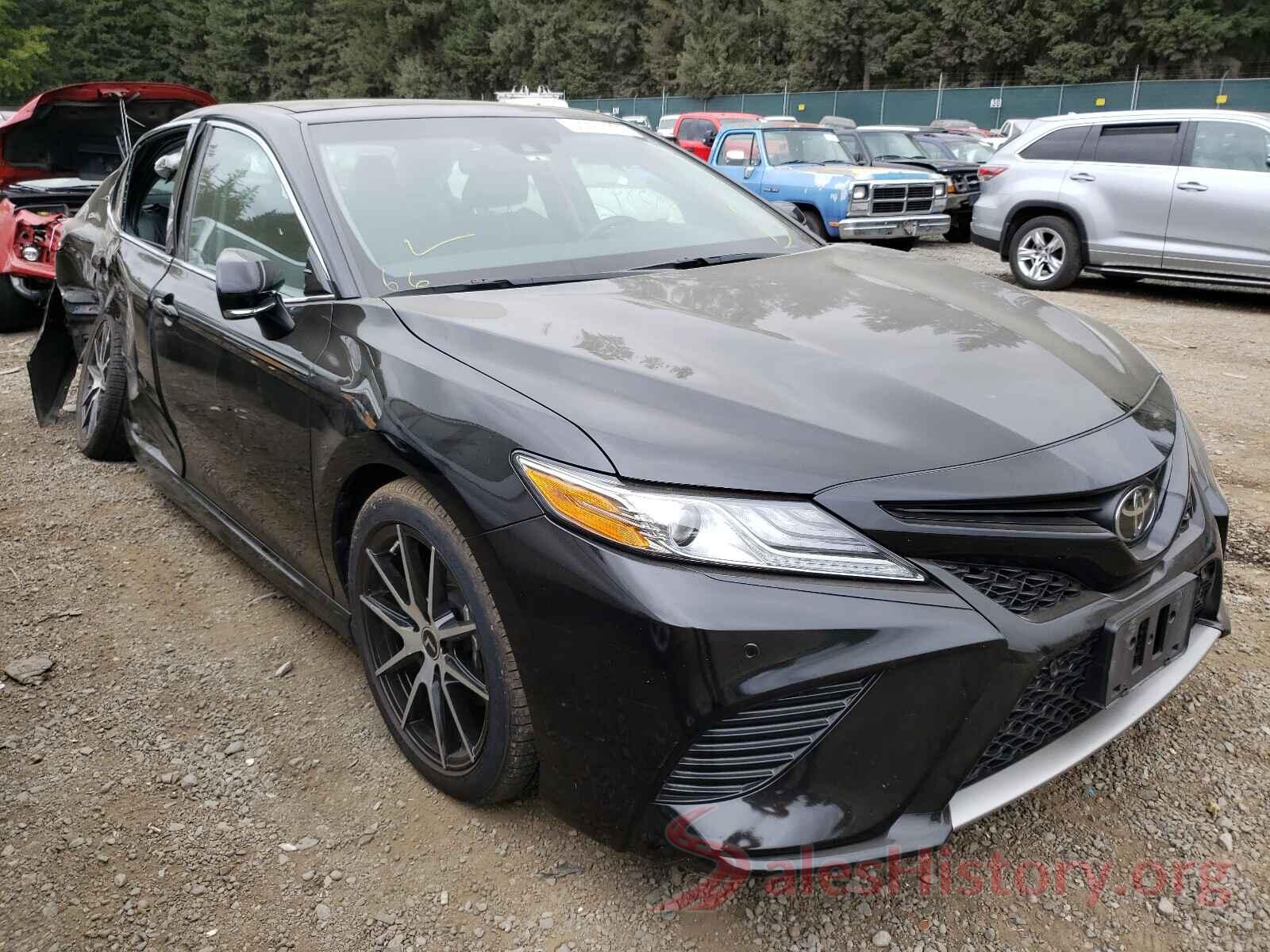 4T1B61HKXJU096387 2018 TOYOTA CAMRY