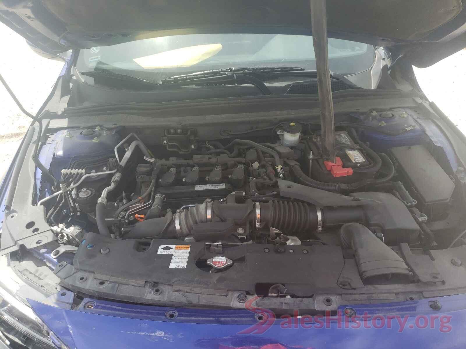 1HGCV1F35JA053084 2018 HONDA ACCORD