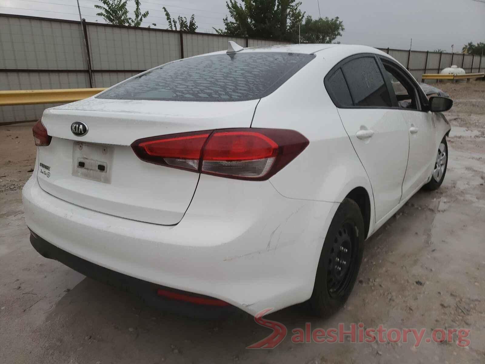 3KPFK4A77HE152481 2017 KIA FORTE