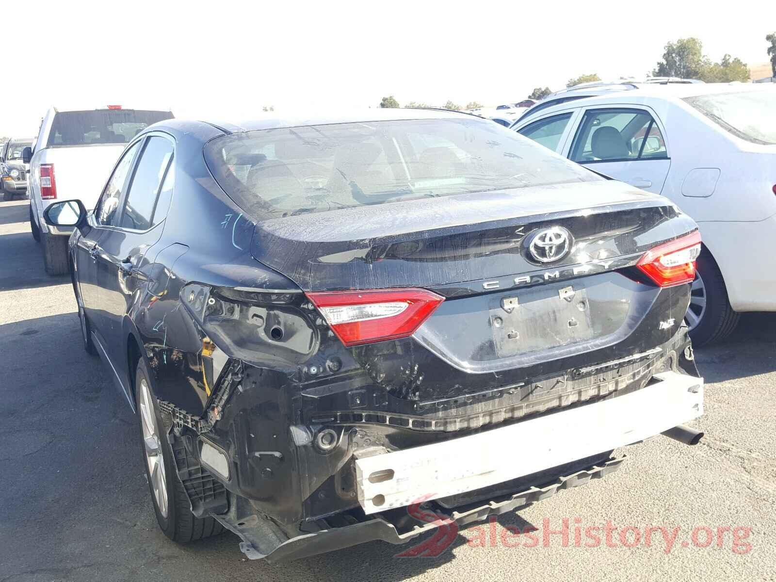 4T1B11HK5JU568395 2018 TOYOTA CAMRY