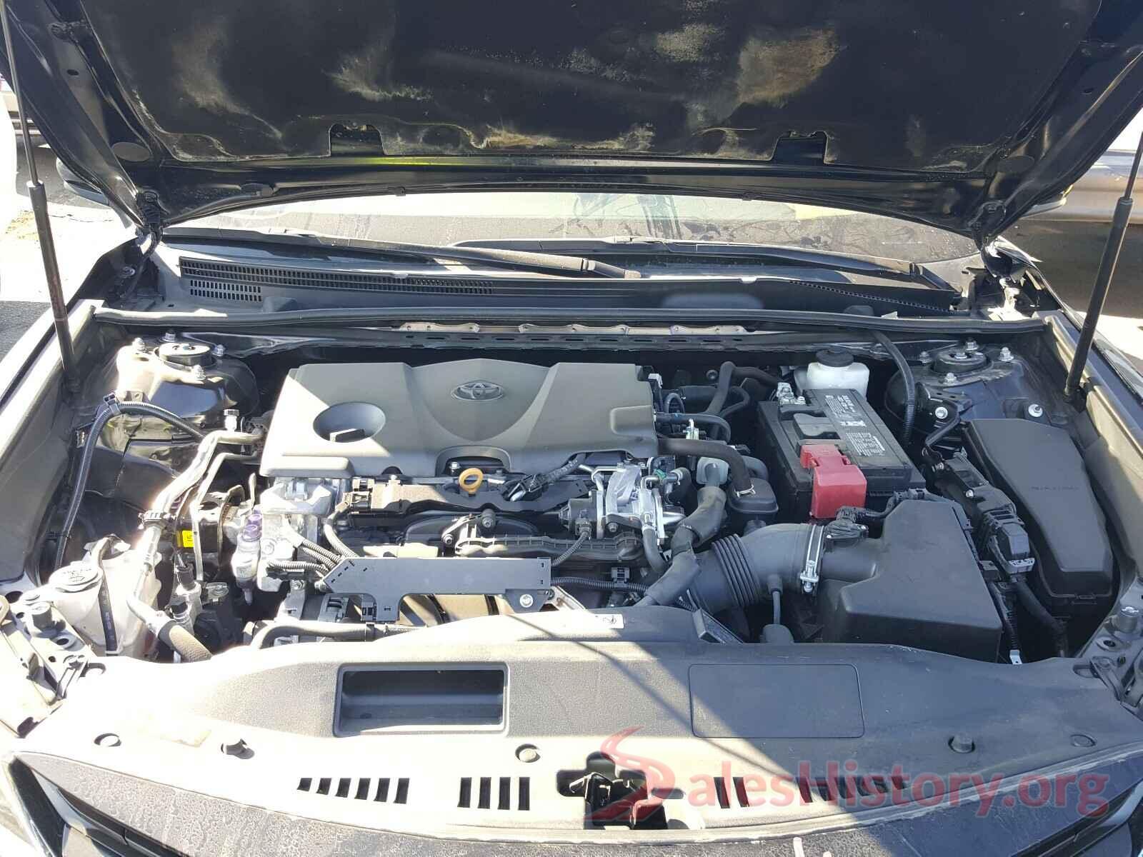 4T1B11HK5JU568395 2018 TOYOTA CAMRY