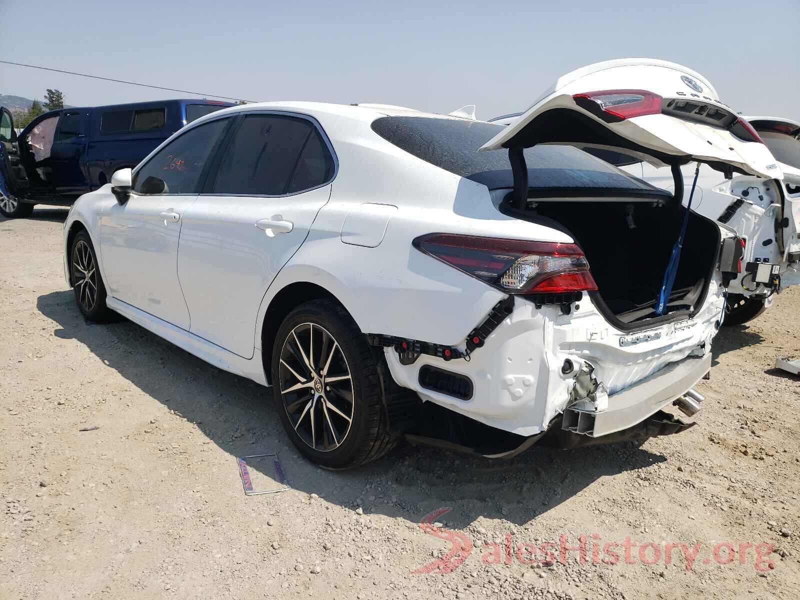 4T1G11AK5MU562584 2021 TOYOTA CAMRY