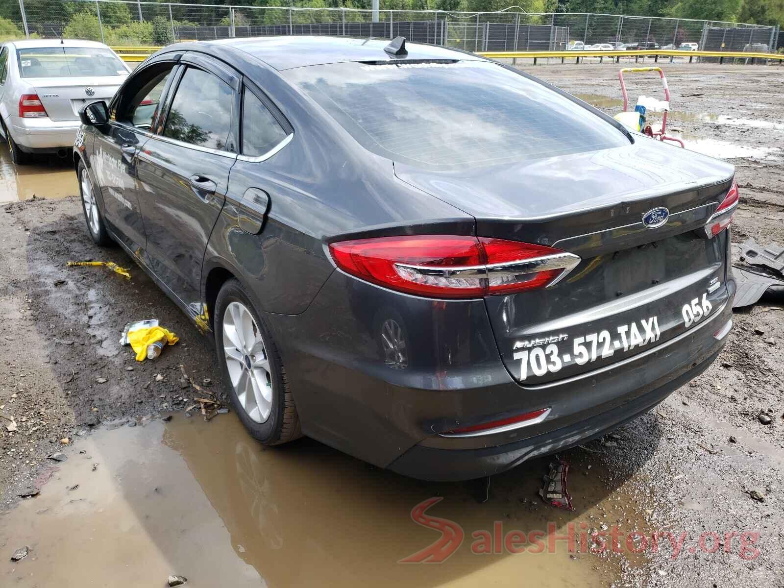 3FA6P0HD4KR229724 2019 FORD FUSION