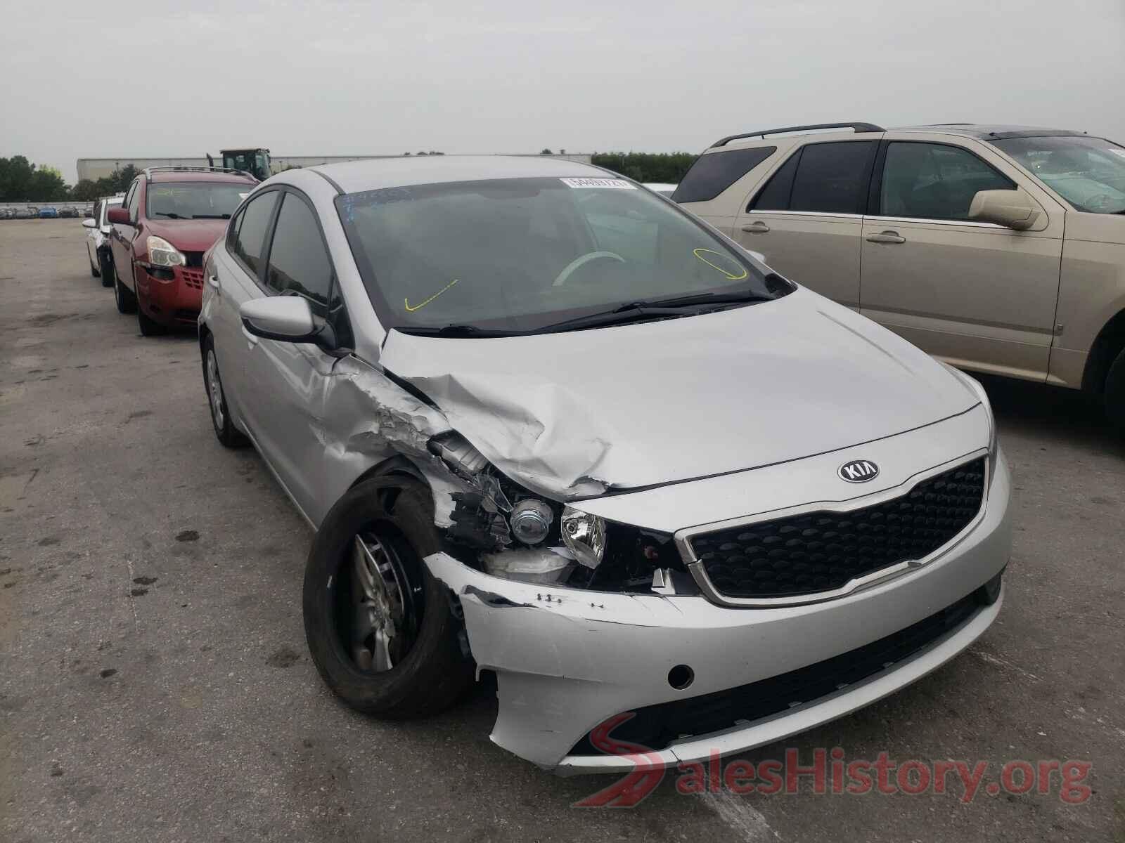 3KPFL4A72JE212573 2018 KIA FORTE