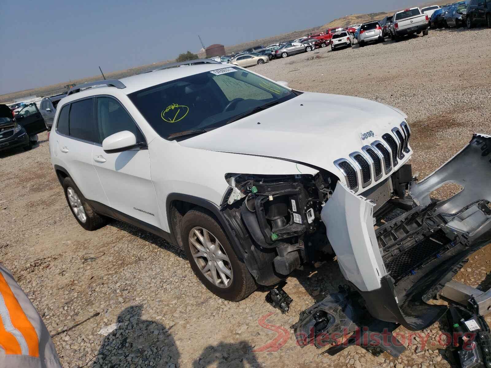 1C4PJMCS8HW589002 2017 JEEP CHEROKEE