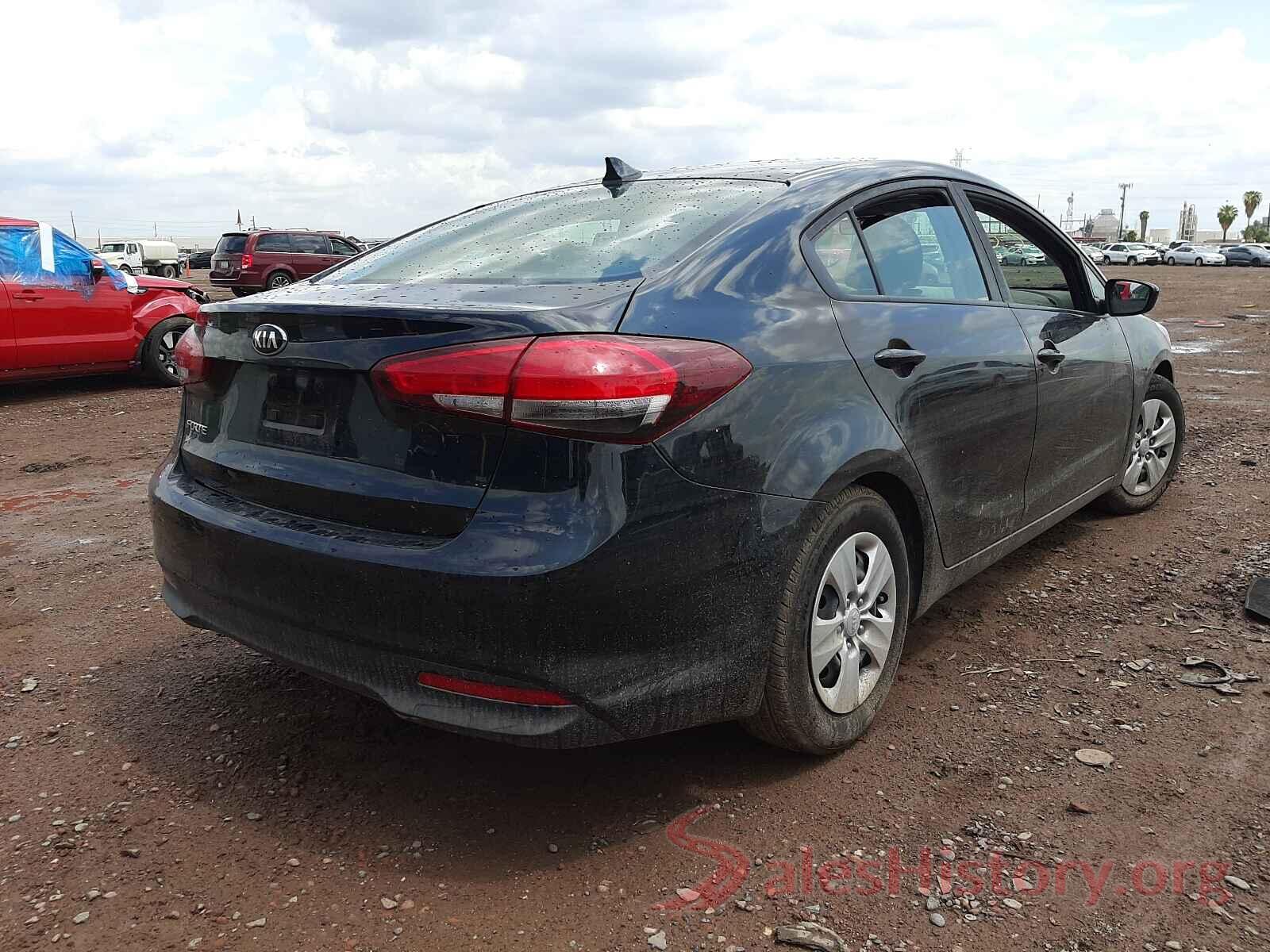 3KPFK4A71HE102594 2017 KIA FORTE