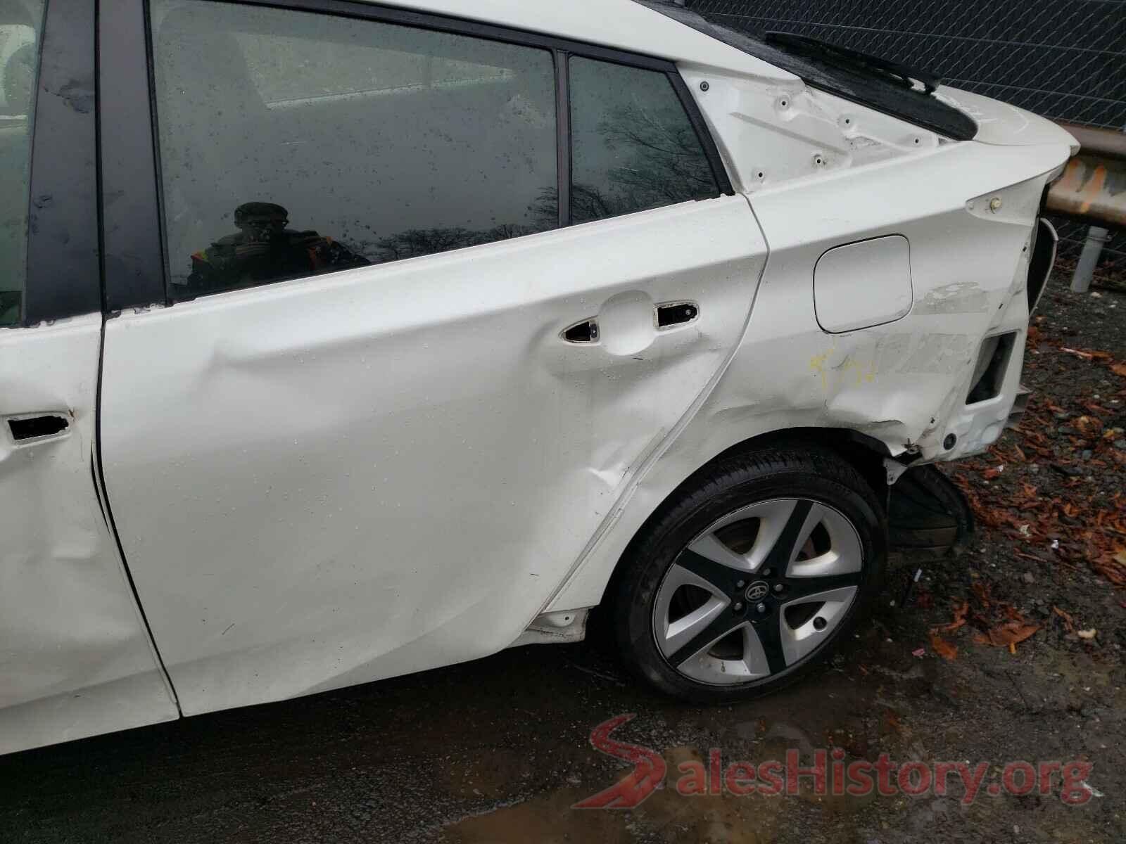 JTDKARFU0H3040870 2017 TOYOTA PRIUS