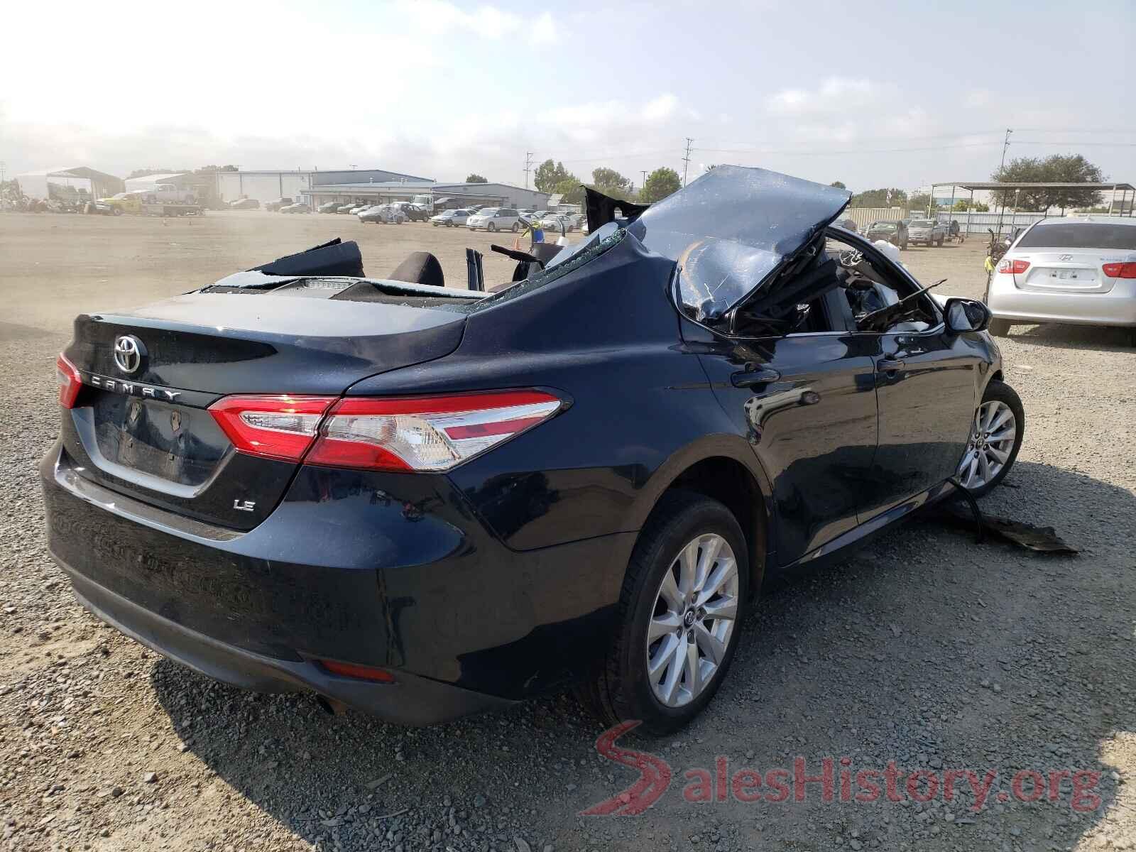 4T1B11HK4JU602052 2018 TOYOTA CAMRY