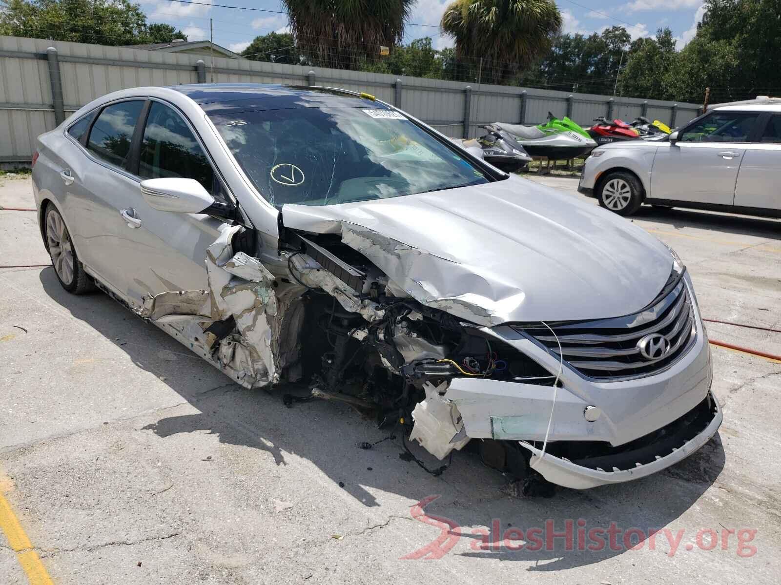 KMHFH4JG9HA579044 2017 HYUNDAI AZERA