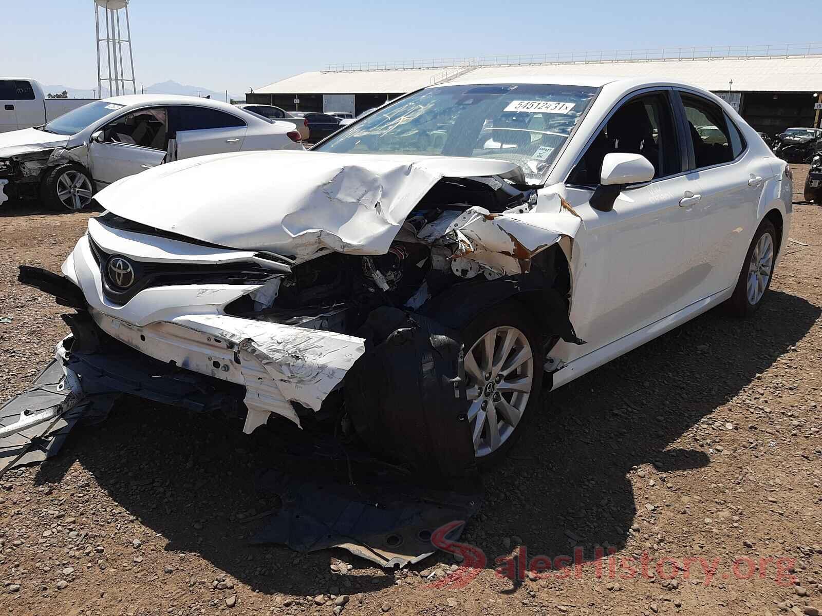 JTNB11HKXJ3037201 2018 TOYOTA CAMRY