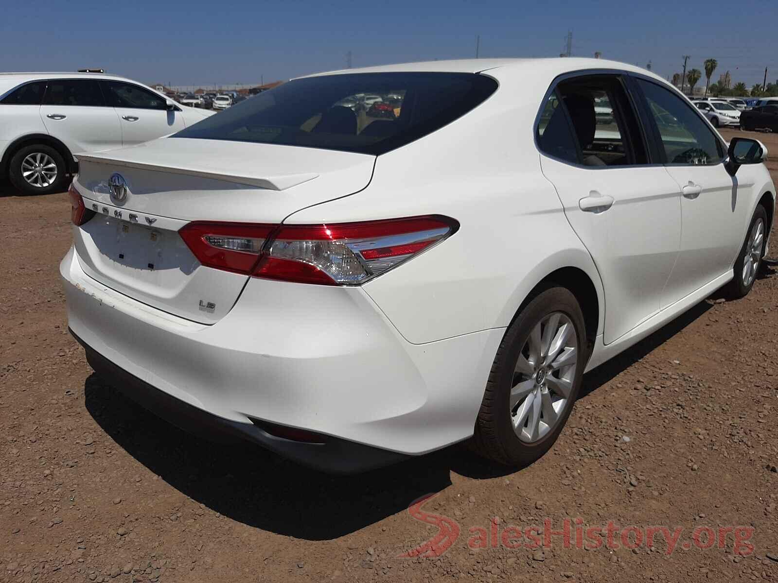 JTNB11HKXJ3037201 2018 TOYOTA CAMRY