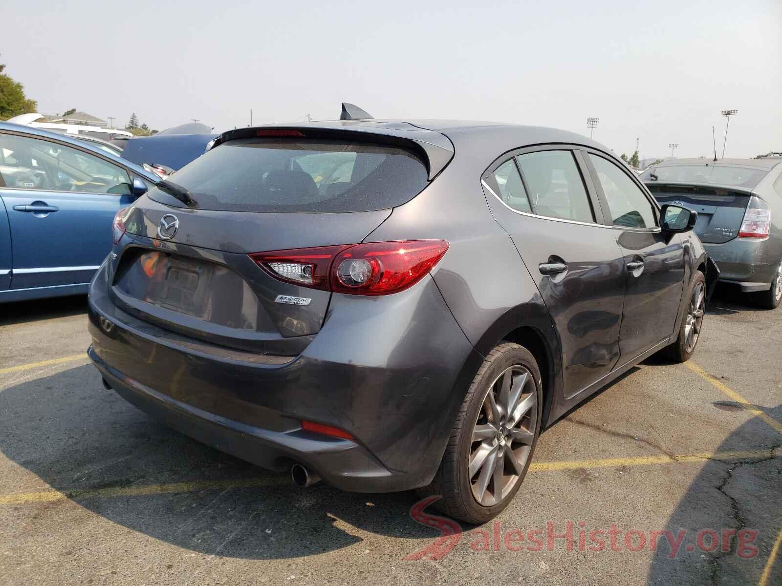 3MZBN1L3XJM190956 2018 MAZDA 3