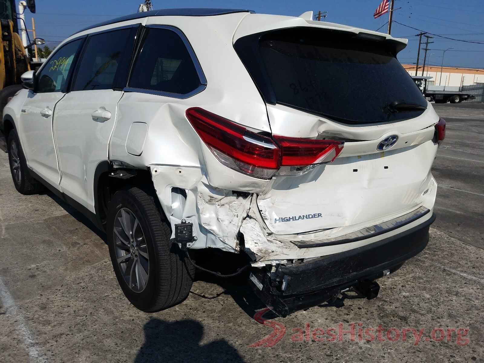 5TDJGRFH0KS075802 2019 TOYOTA HIGHLANDER