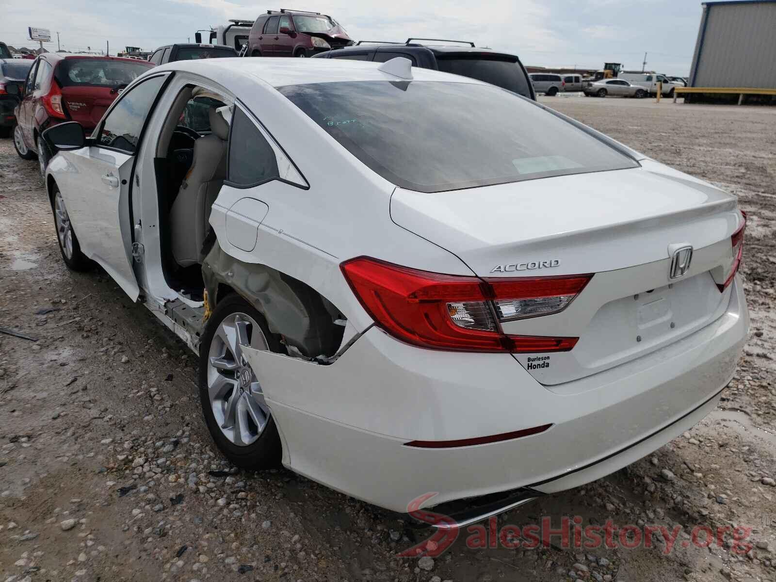 1HGCV1F15JA113105 2018 HONDA ACCORD