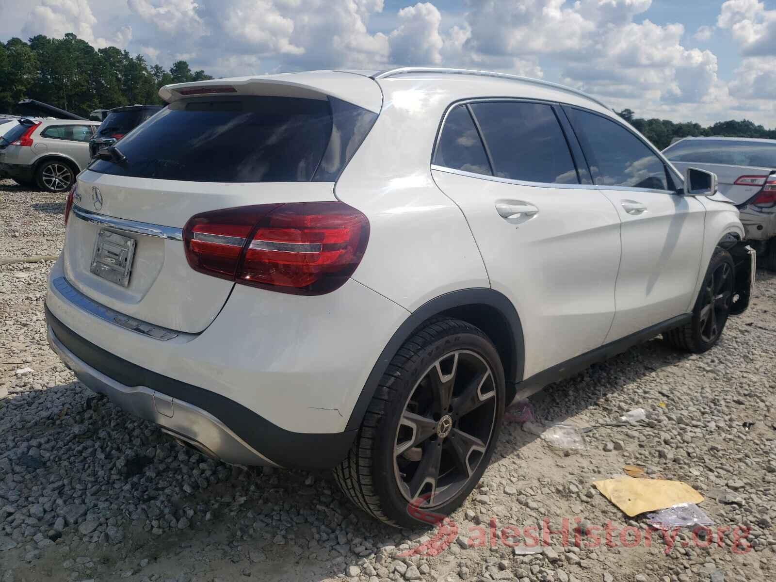 WDCTG4EB4KJ580550 2019 MERCEDES-BENZ GLA-CLASS